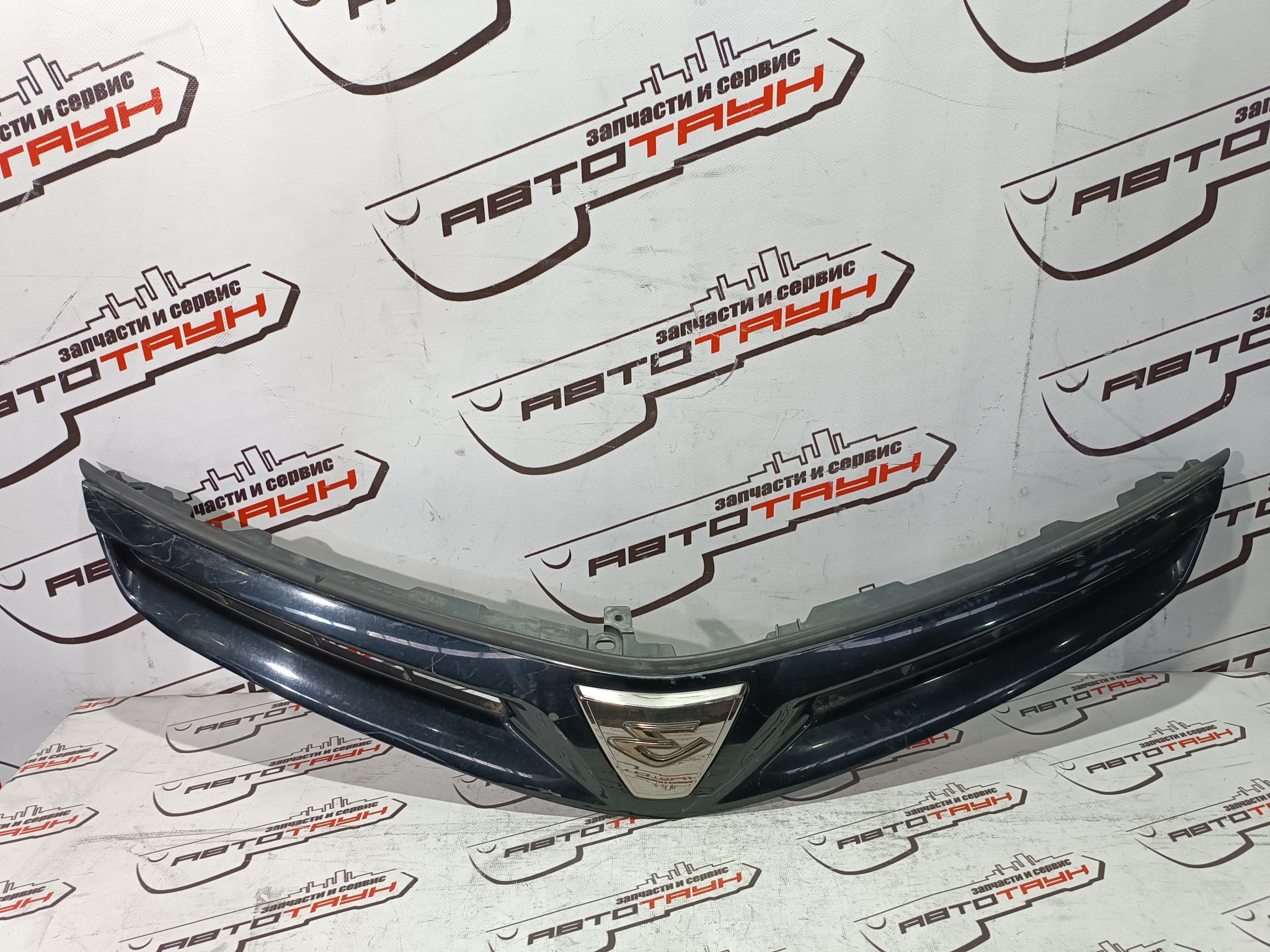РЕШЕТКА РАДИАТОРА TOYOTA 5310128470B1  VA7202Z