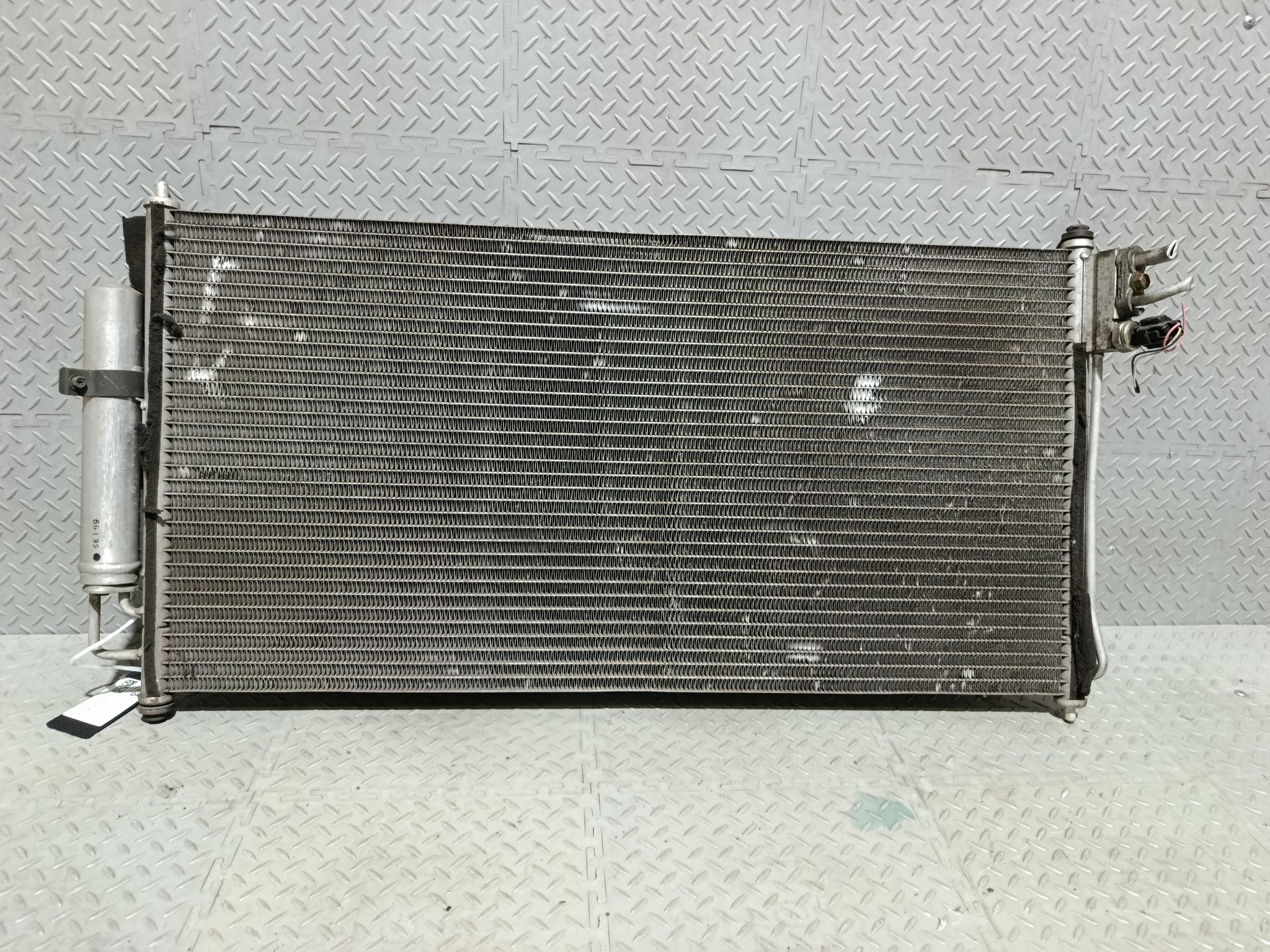 РАДИАТОР КОНДИЦИОНЕРА NISSAN 92110CA000 NA8392
