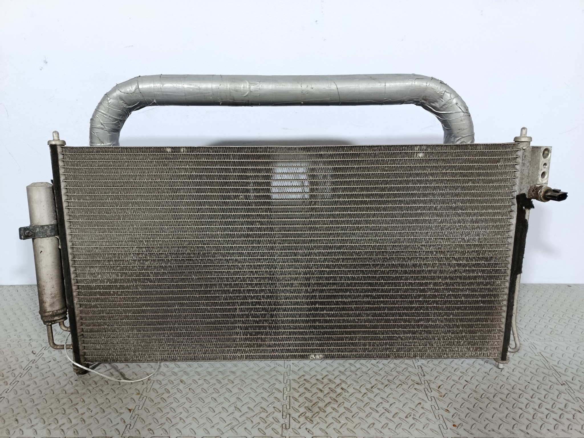 РАДИАТОР КОНДИЦИОНЕРА NISSAN 92110CA000 DY897Z