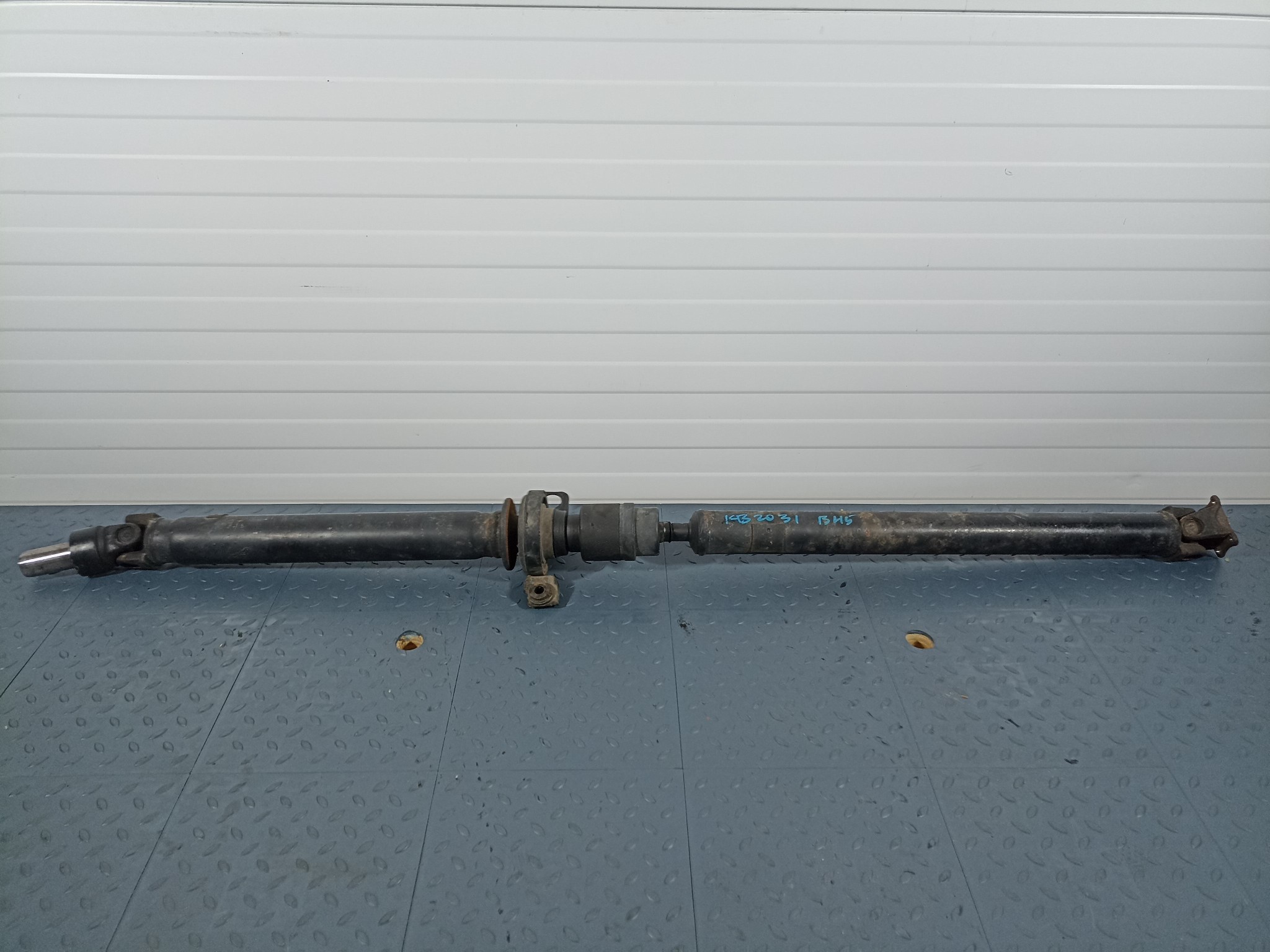 КАРДАН SUBARU 27111AE100  KB2031