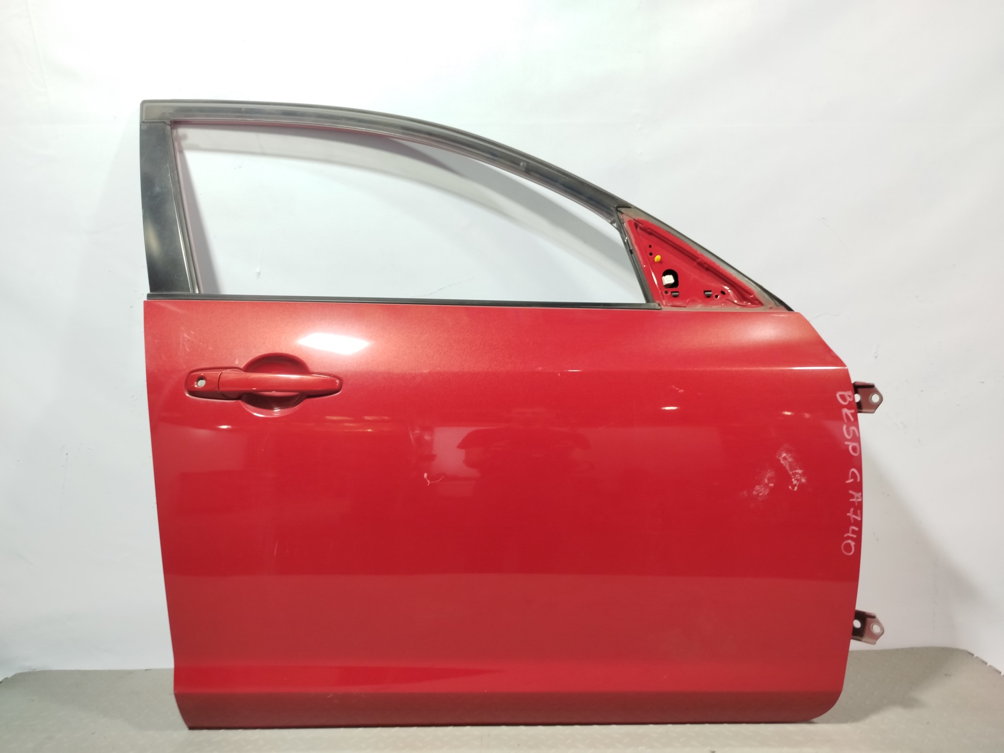 ДВЕРЬ MAZDA AXELA MAZDA3 BPYK5802XA ПЕРЕДНЯЯ ПРАВАЯ  красный, 27A GA740
