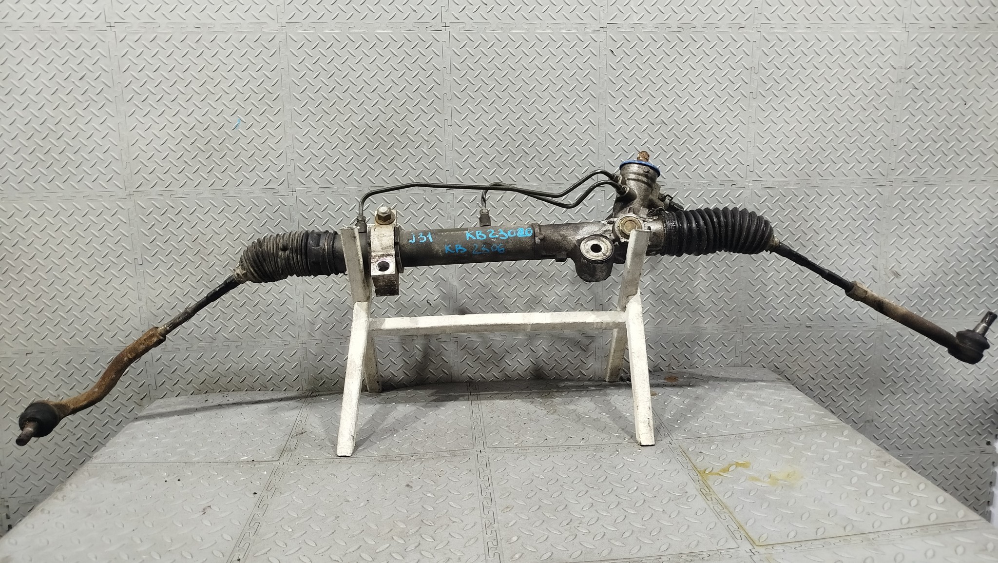 РЕЙКА РУЛЕВАЯ NISSAN 492009Y00A  KB2306