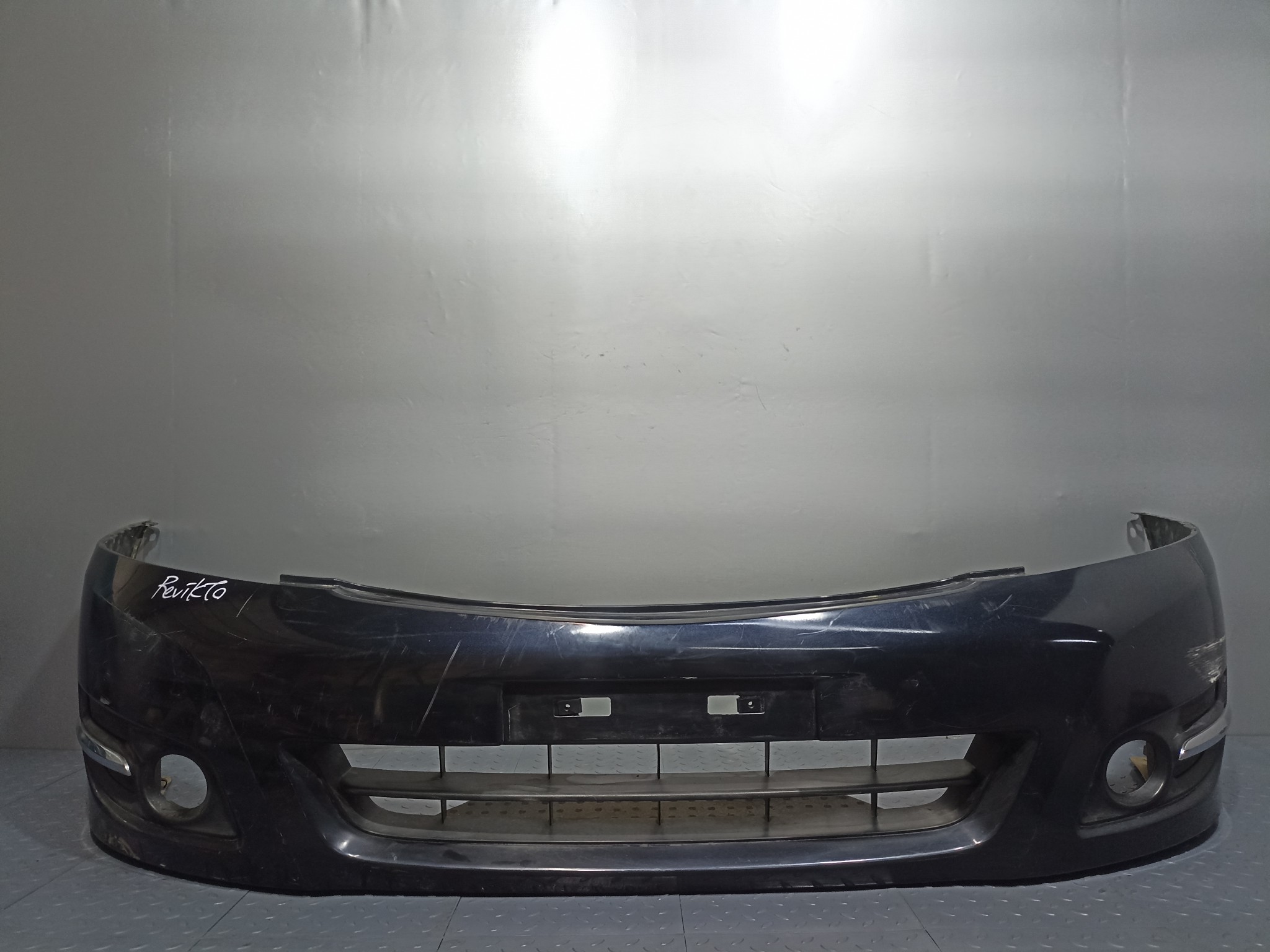БАМПЕР NISSAN TEANA 62022JN20A ПЕРЕДНИЙ  черный, B20 FA1099