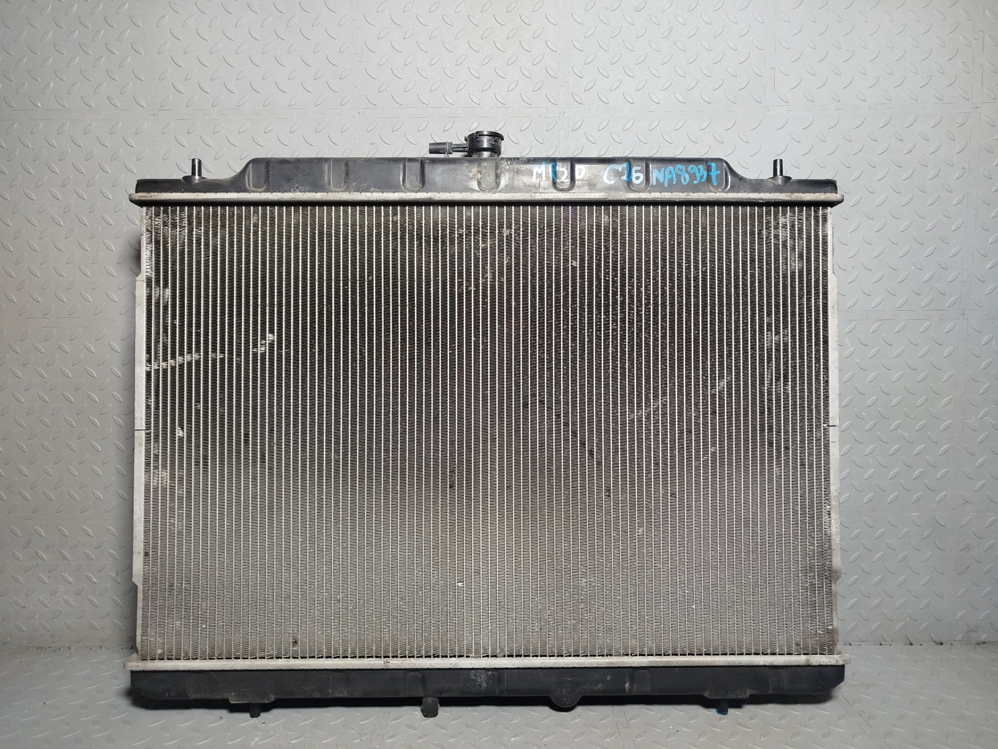 РАДИАТОР ДВИГАТЕЛЯ NISSAN SUZUKI 21400JG40A  NA8937