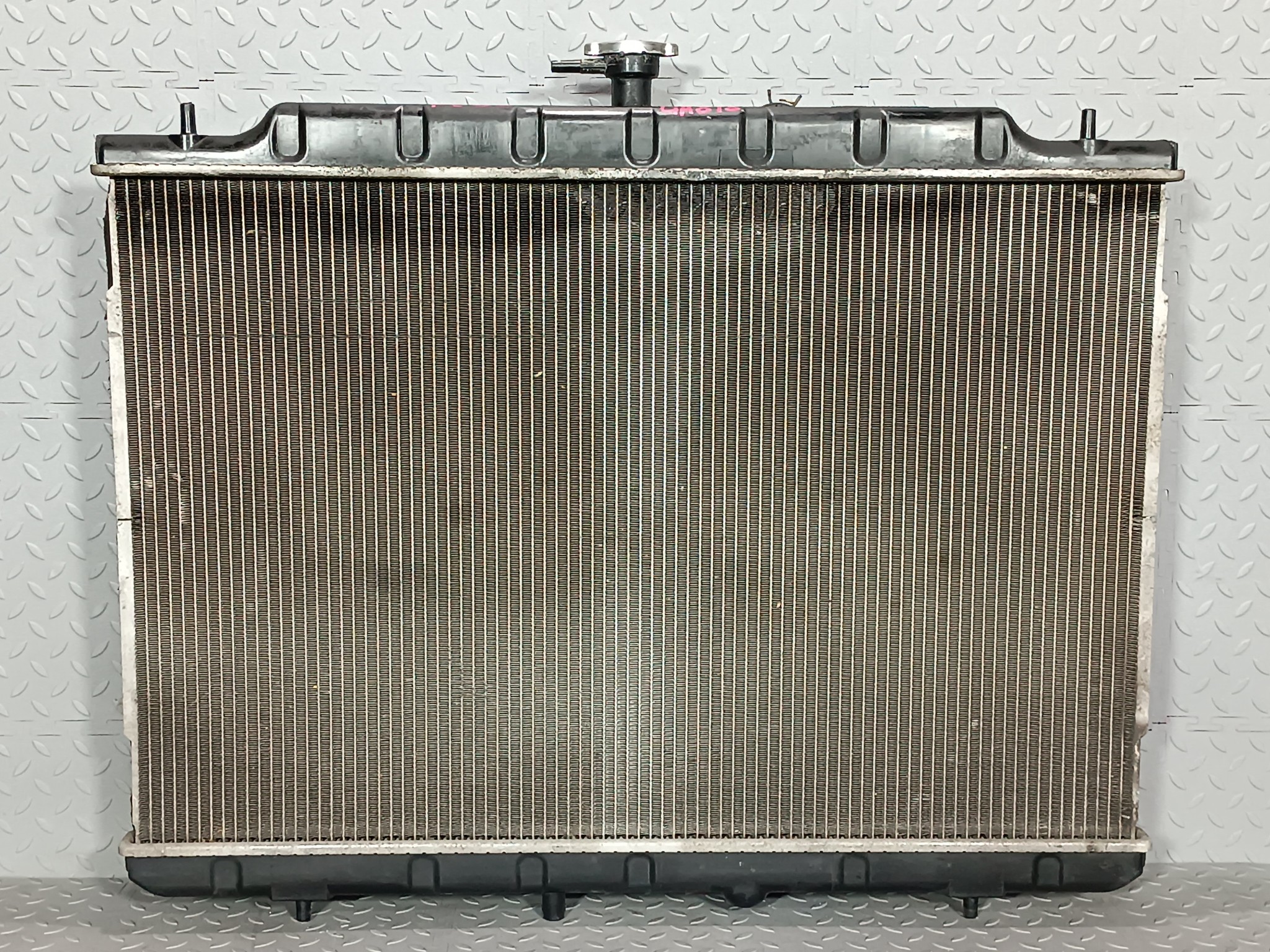 РАДИАТОР ДВИГАТЕЛЯ NISSAN SUZUKI 21400JG40A  GA818