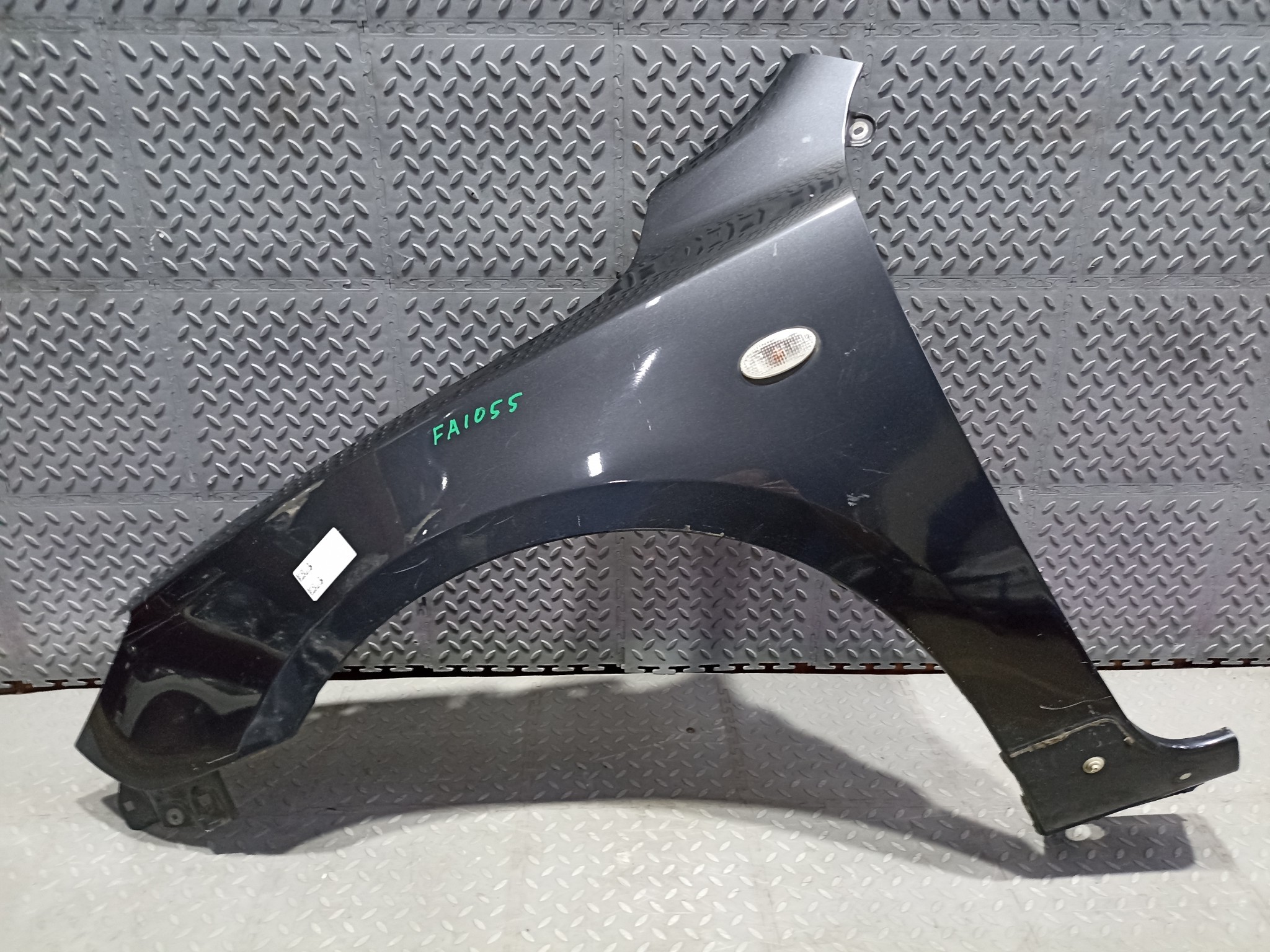 КРЫЛО MAZDA AXELA MAZDA3 BP4K52211D ПЕРЕДНЕЕ ЛЕВОЕ  серый, 28P FA1055