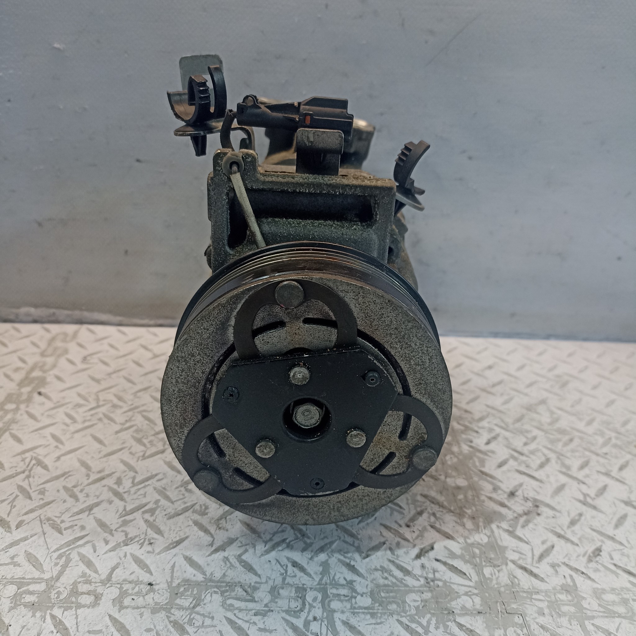 КОМПРЕССОР КОНДИЦИОНЕРА SUBARU D3028