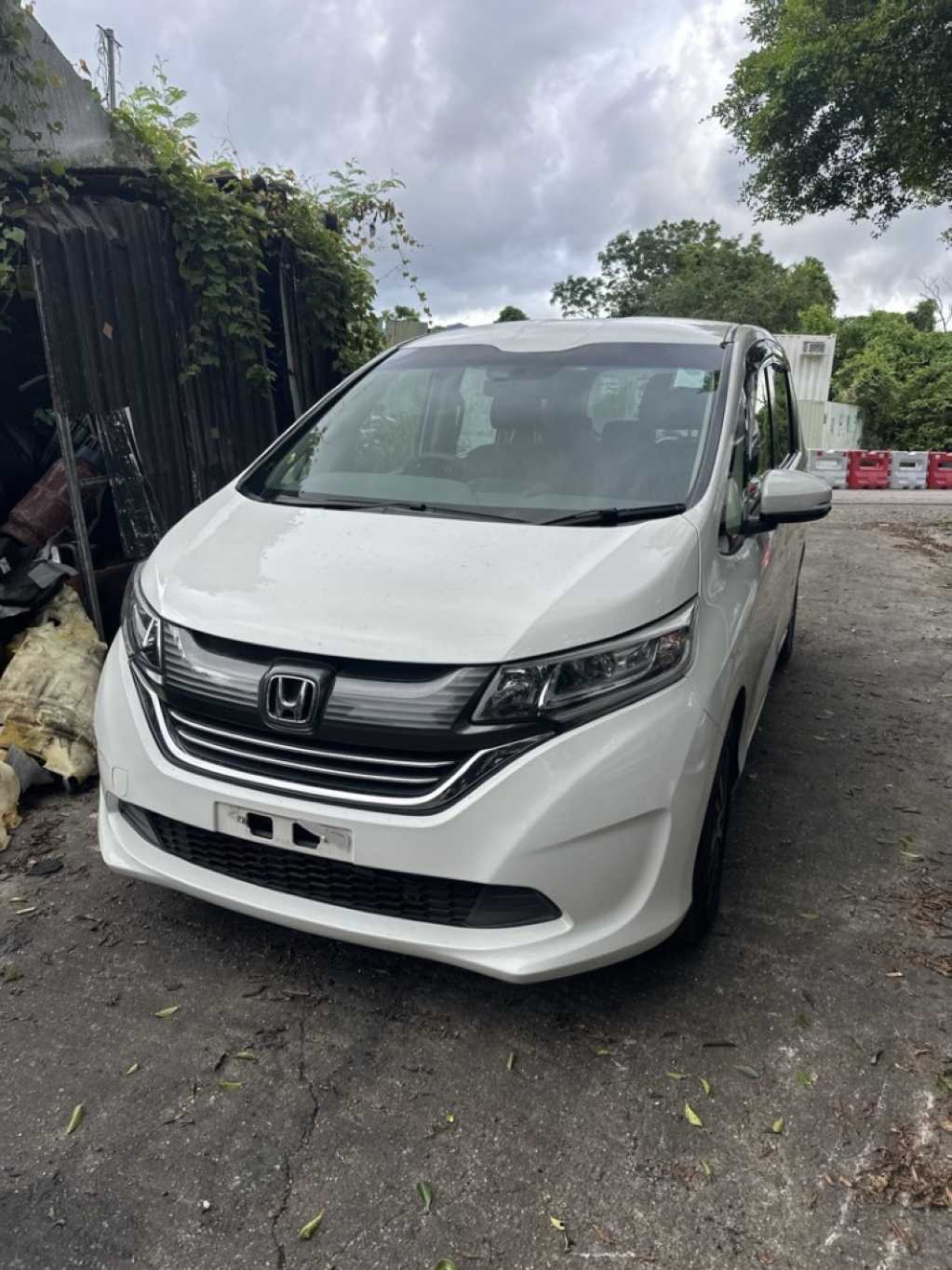 ФОНАРЬ HONDA ПРАВЫЙ 33500TDKN01  YE139