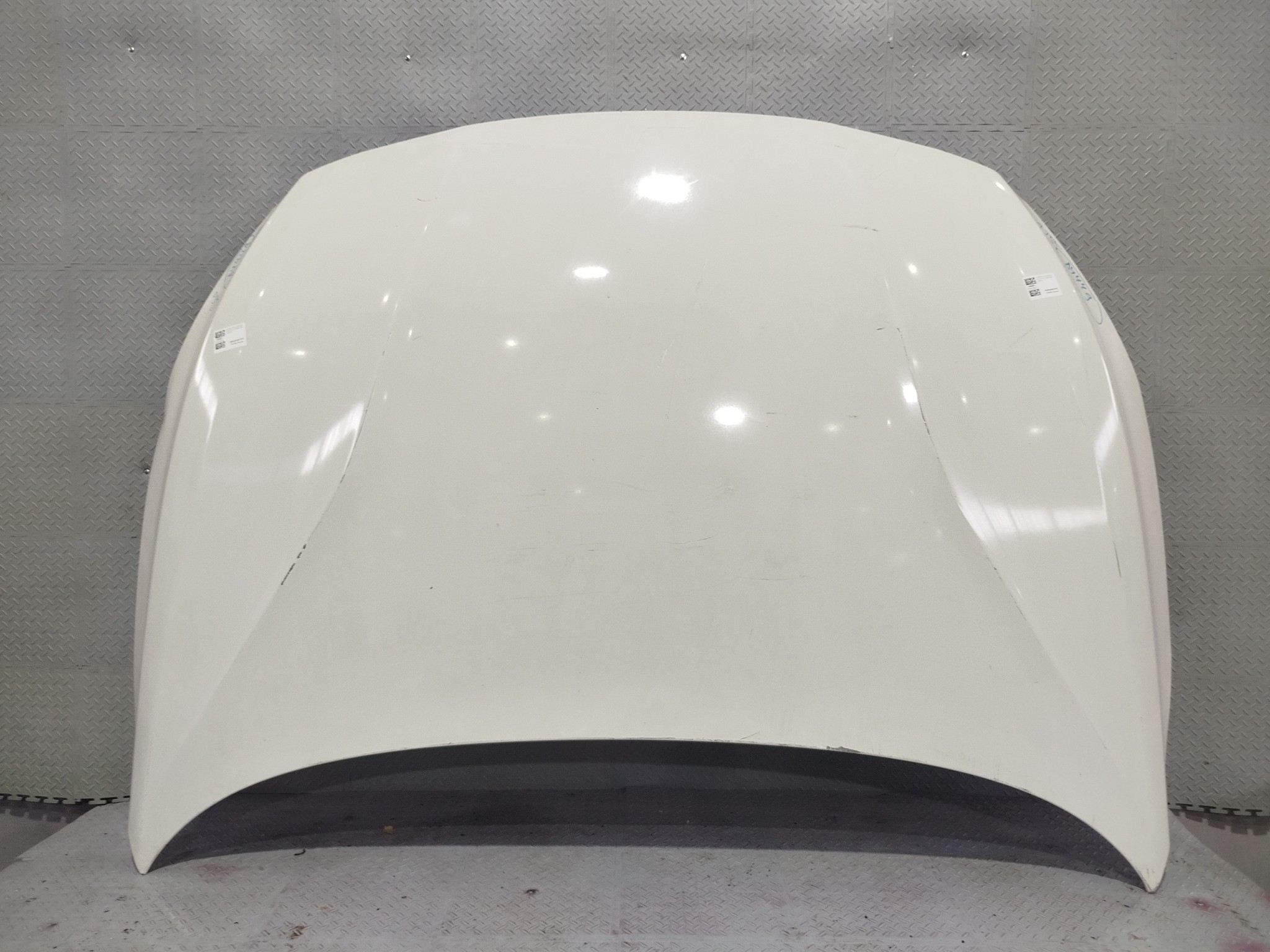 КАПОТ VOLVO S60 V60 31335883 белый DY449