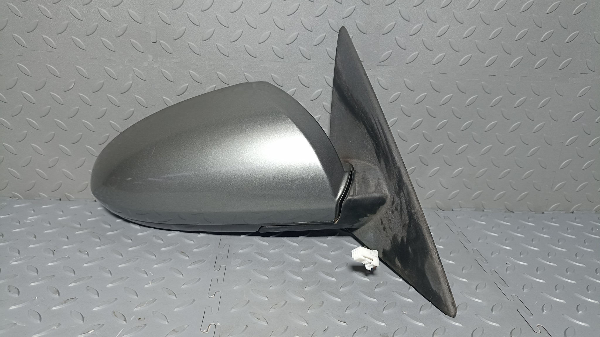 ЗЕРКАЛО NISSAN PRIMERA ПРАВОЕ 96301AU501  серый, K21 S4036