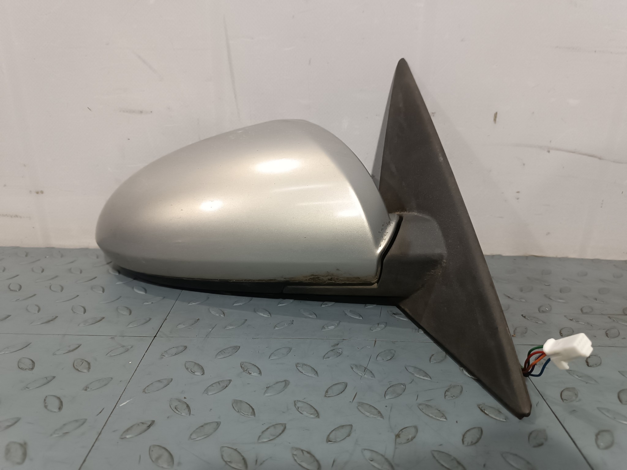 ЗЕРКАЛО NISSAN PRIMERA ПРАВОЕ 96301AU501  бежевый, KX6 S3921