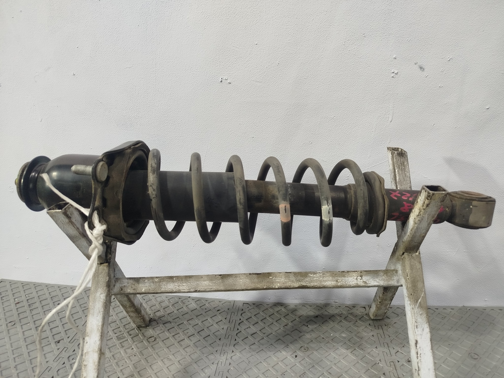 СТОЙКА ХОДОВКИ TOYOTA ЗАДНЯЯ ЛЕВАЯ 4853069245  GE328