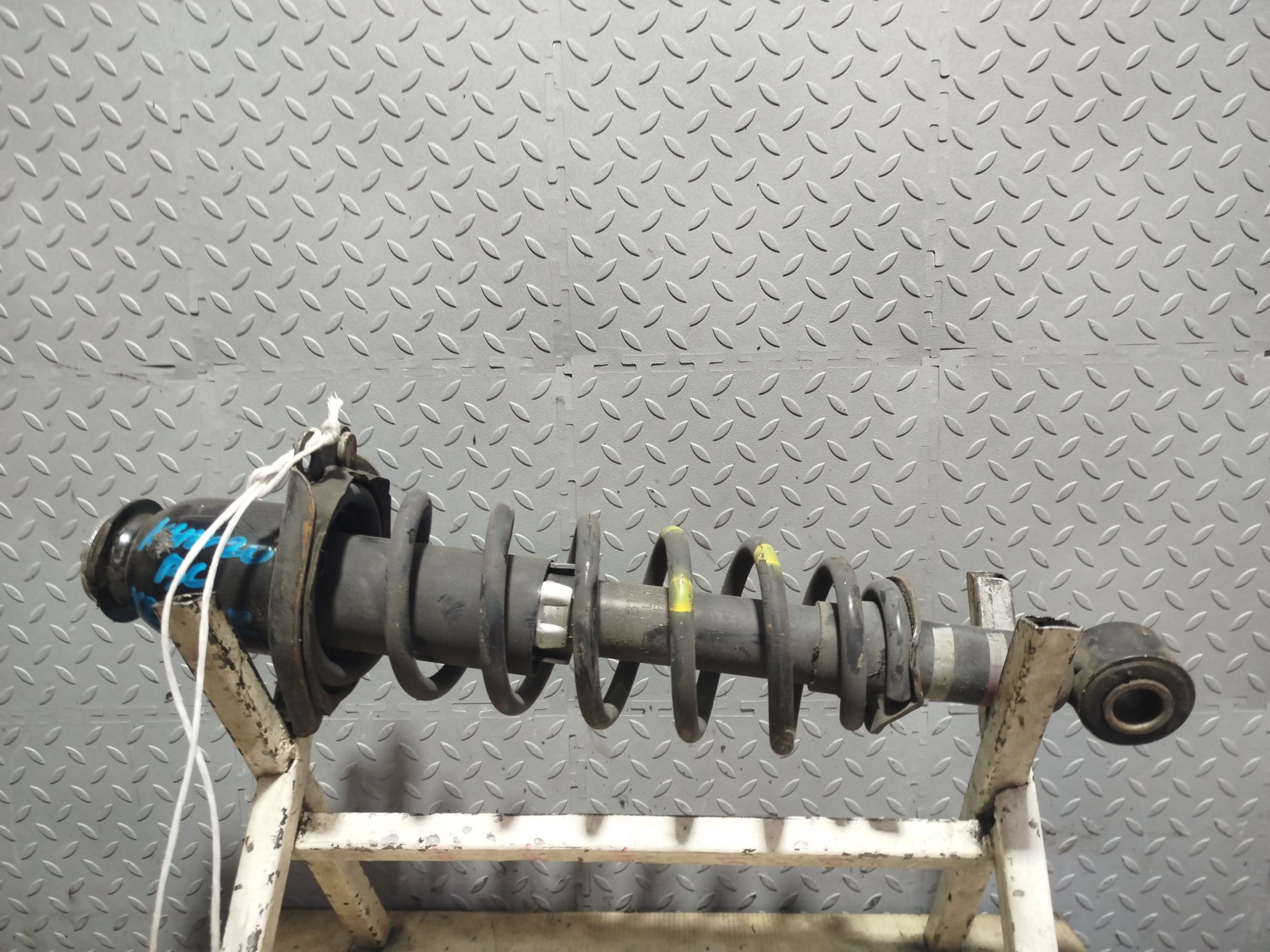 СТОЙКА ХОДОВКИ TOYOTA ЗАДНЯЯ ЛЕВАЯ 4853069245  VB2212