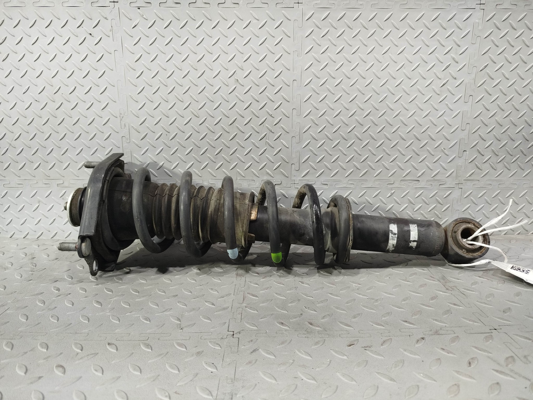 СТОЙКА ХОДОВКИ TOYOTA ЗАДНЯЯ ЛЕВАЯ 4853069245  FA893