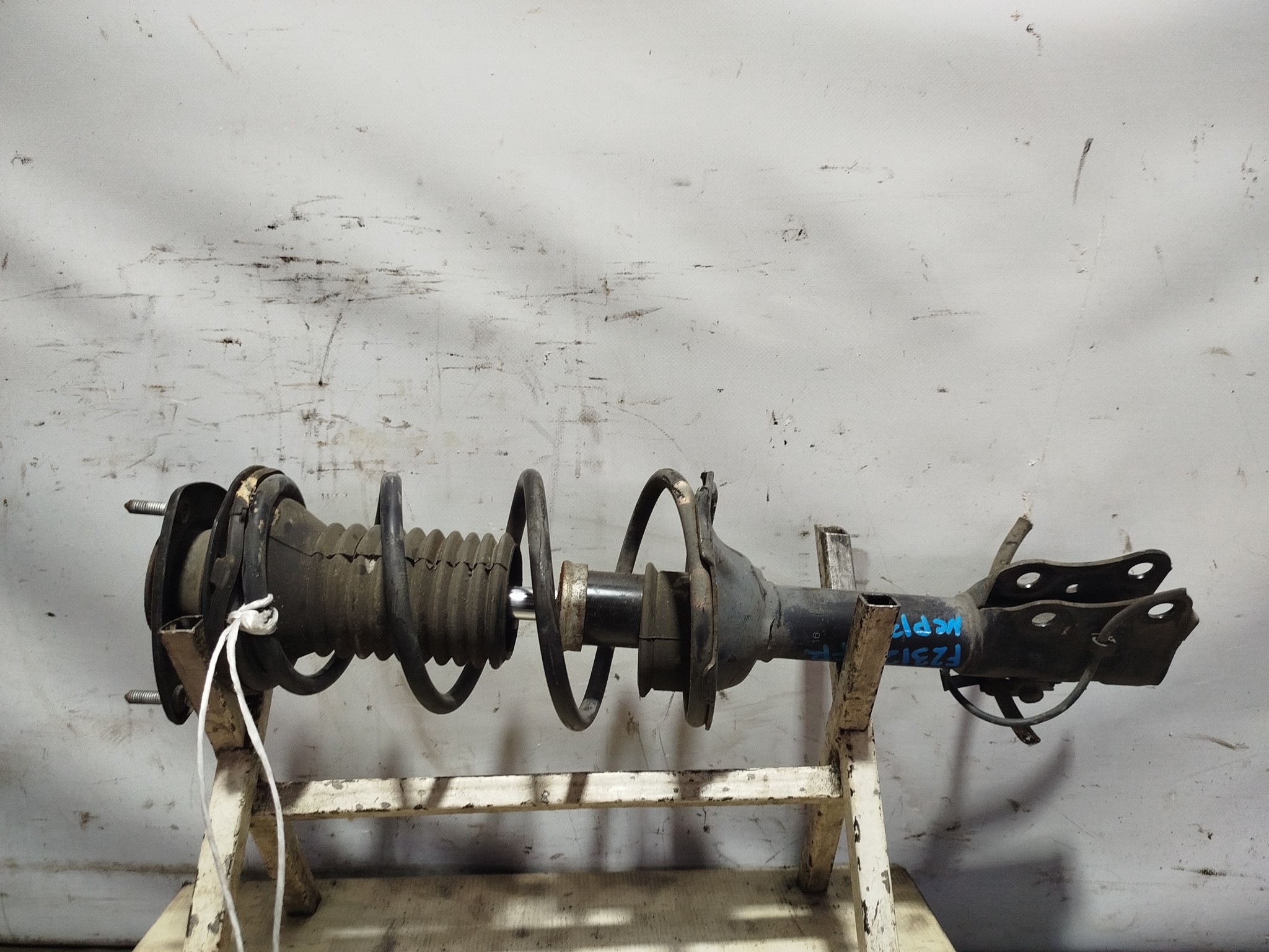 СТОЙКА ХОДОВКИ TOYOTA ПЕРЕДНЯЯ ПРАВАЯ ЛЕВАЯ 4851080159  F2312(1)