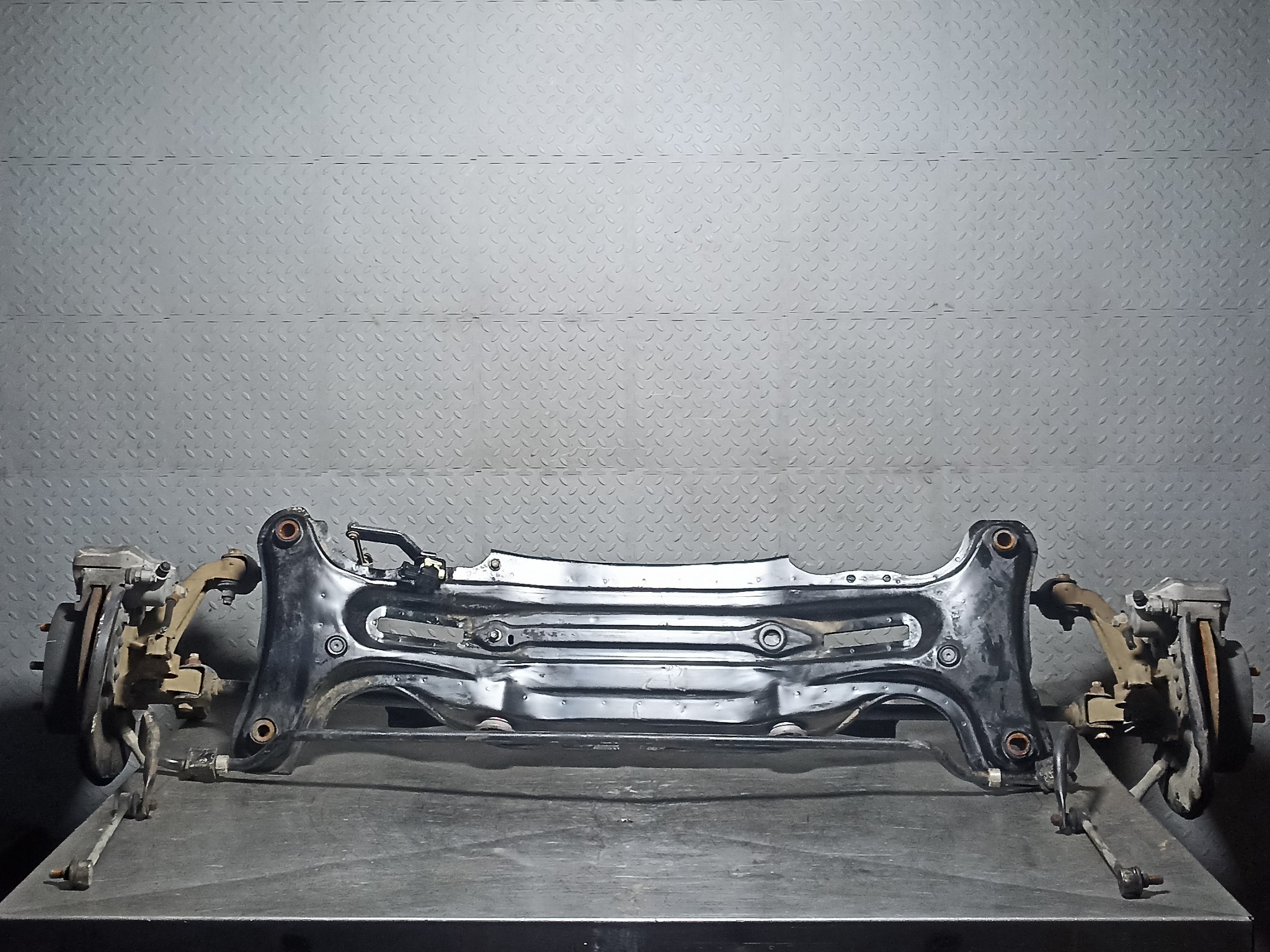 БАЛКА ПОДВЕСКИ ЗАДНЯЯ TOYOTA DAIHATSU 5120633100  FA1066