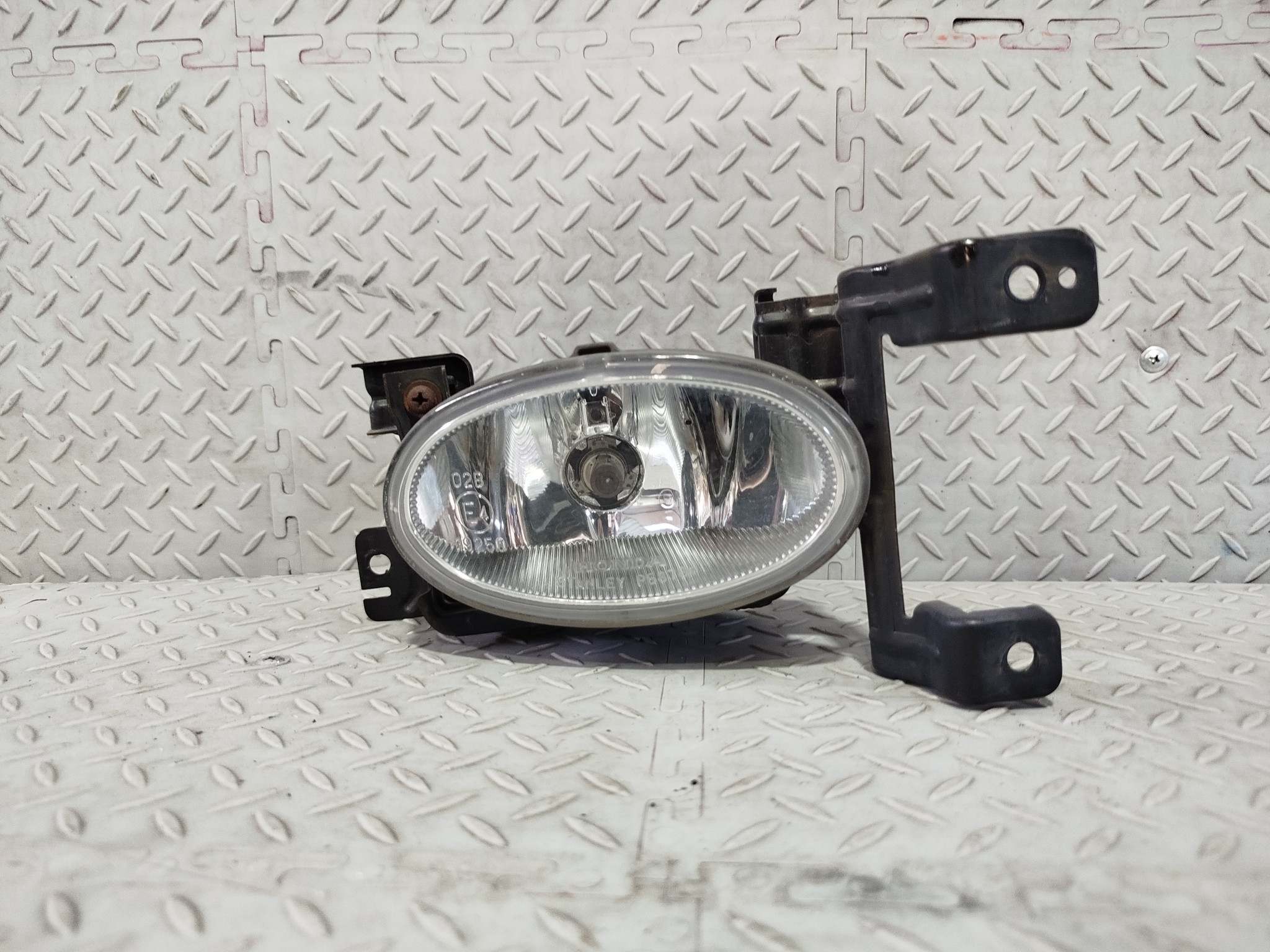 ТУМАНКА HONDA ПРАВАЯ 33901SEAJ51  GA342