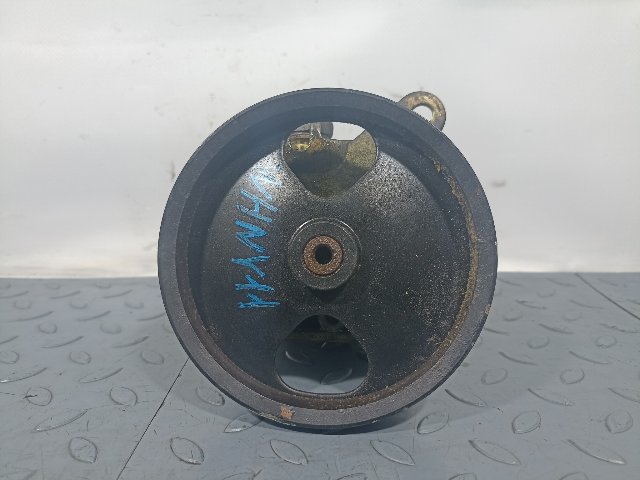 ГУР NISSAN MAZDA 491105M600 D4016