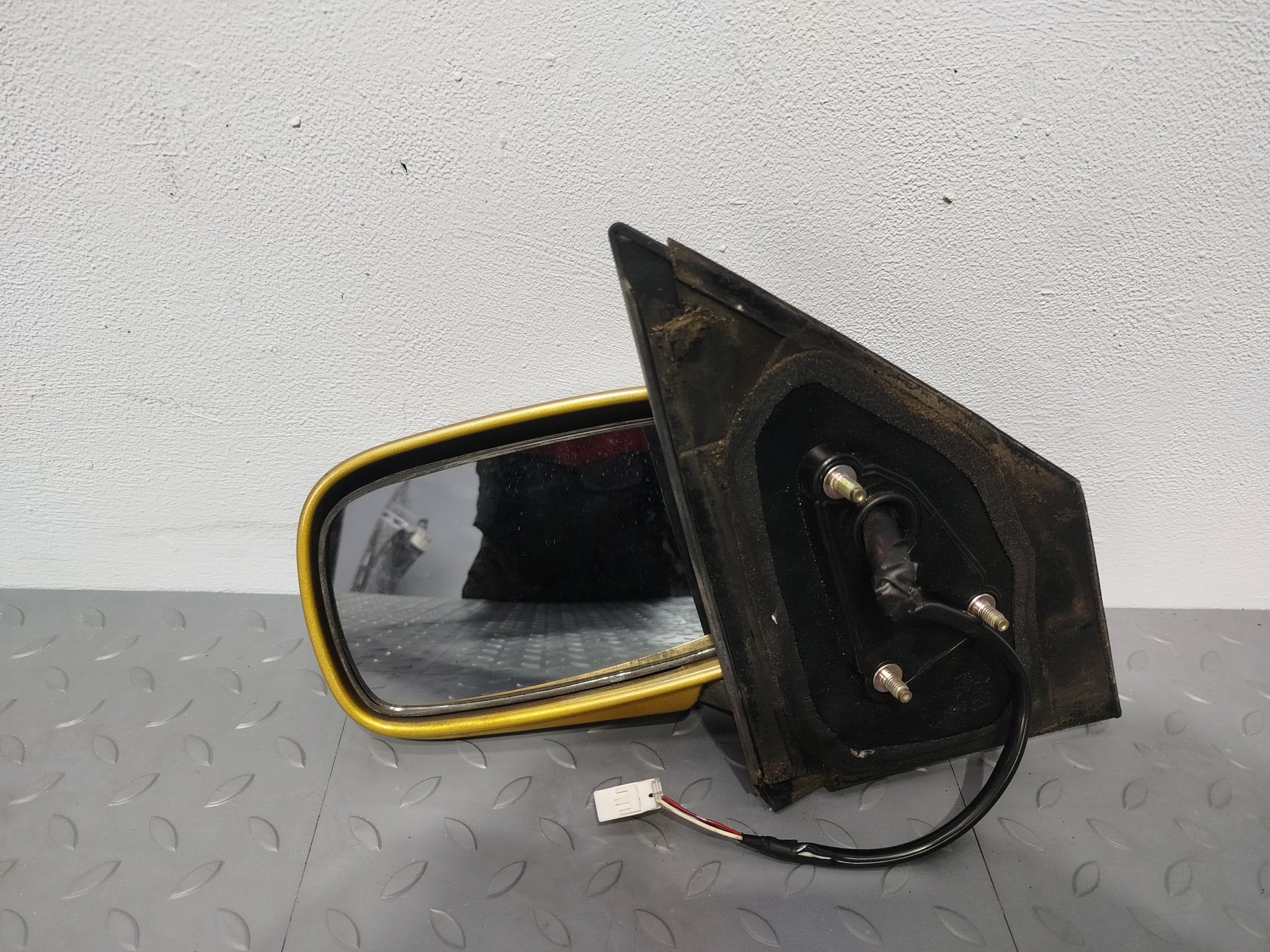 ЗЕРКАЛО TOYOTA PLATZ VITZ ЛЕВОЕ 8794052081B0  золотой, 580 S4389Z