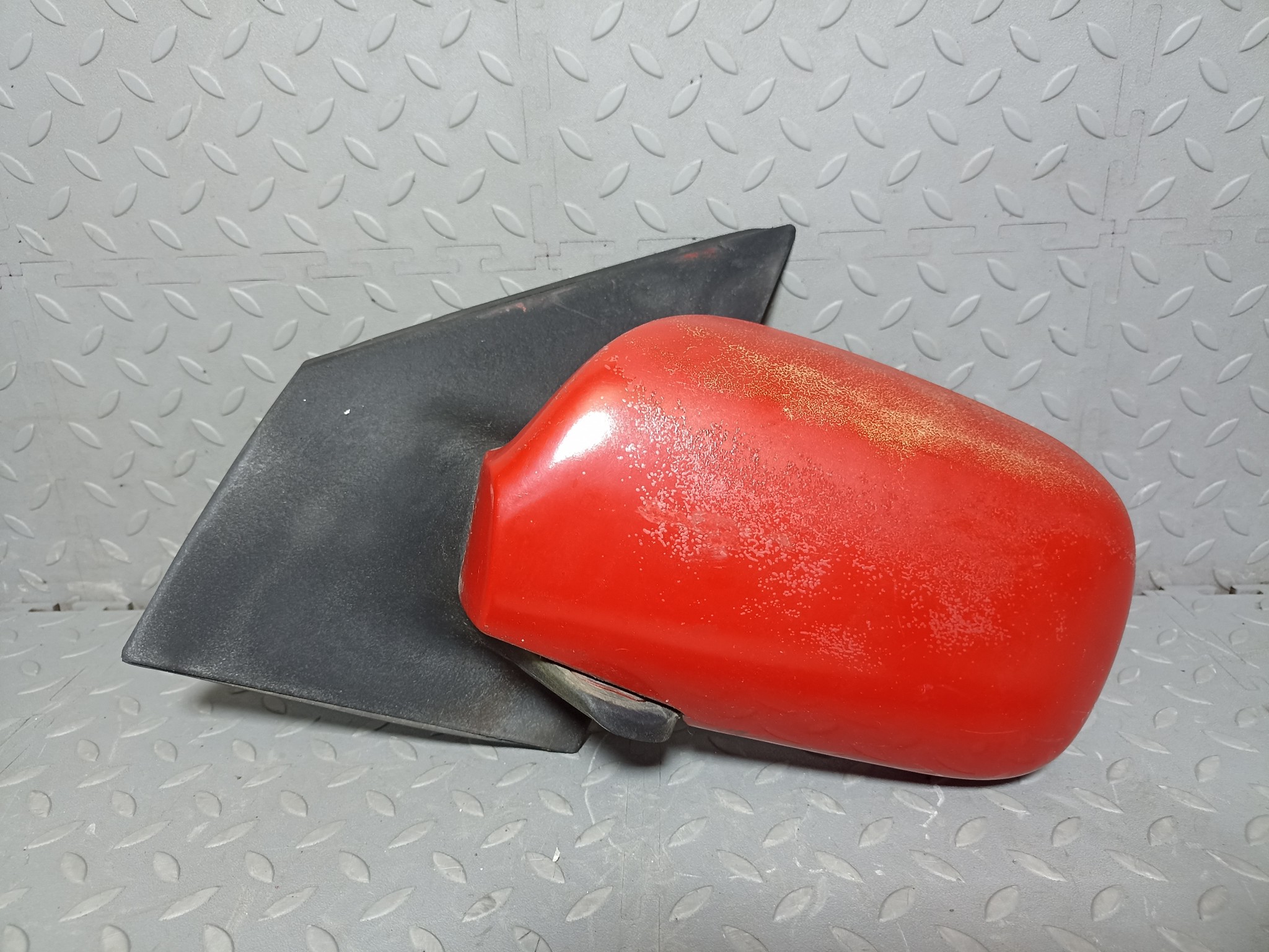 ЗЕРКАЛО TOYOTA PLATZ VITZ ЛЕВОЕ 8794052081B0  красный, 3P0 S4028Z