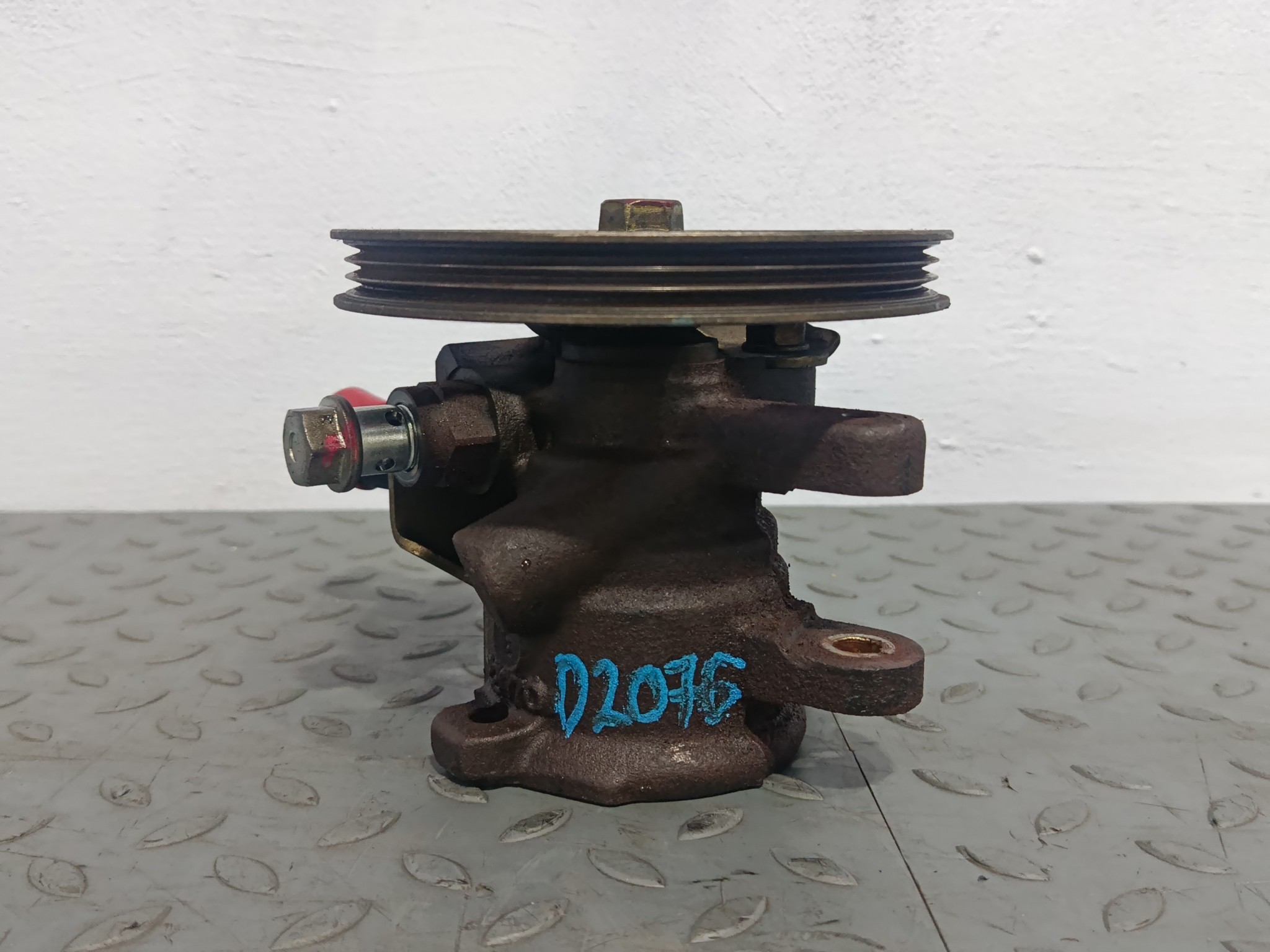 ГУР TOYOTA LEXUS 4430222080 D2076