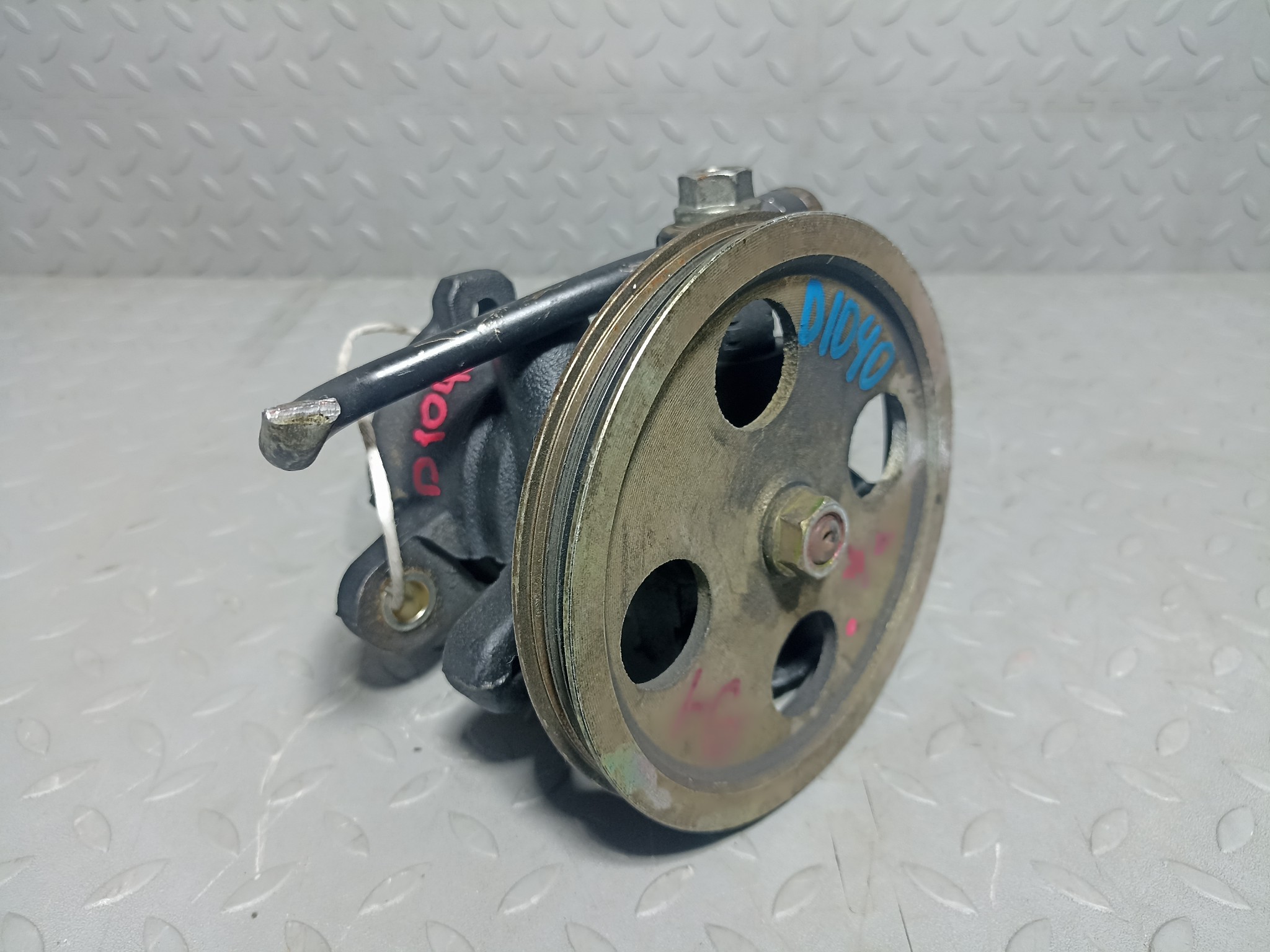 ГУР TOYOTA LEXUS 4430222080 D1040