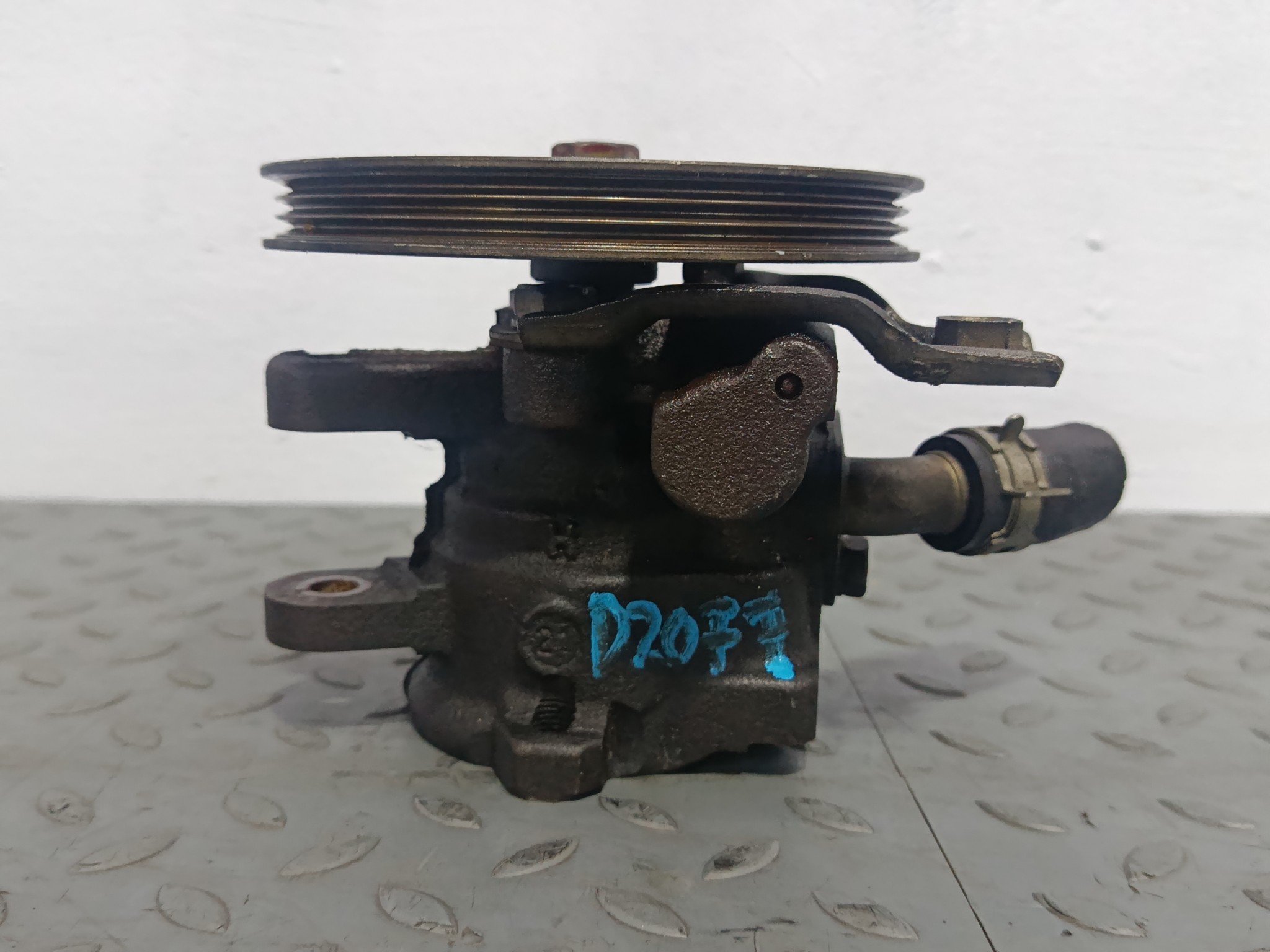ГУР TOYOTA LEXUS 4430222080 D2077