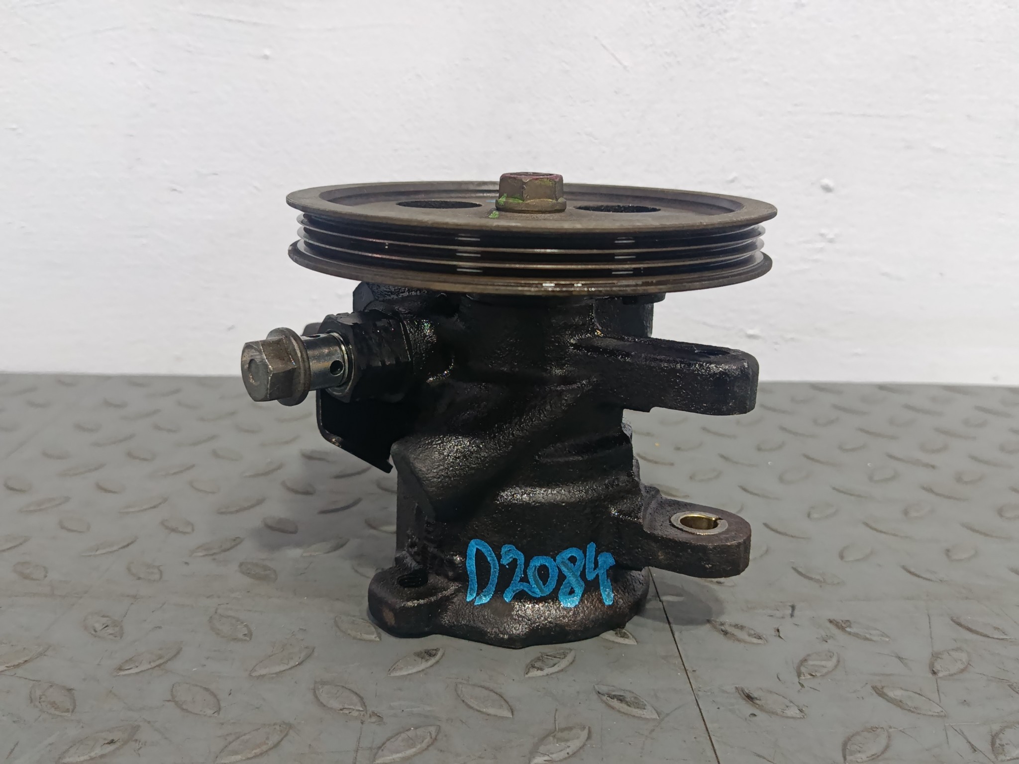 ГУР TOYOTA LEXUS 4430222080 D2084