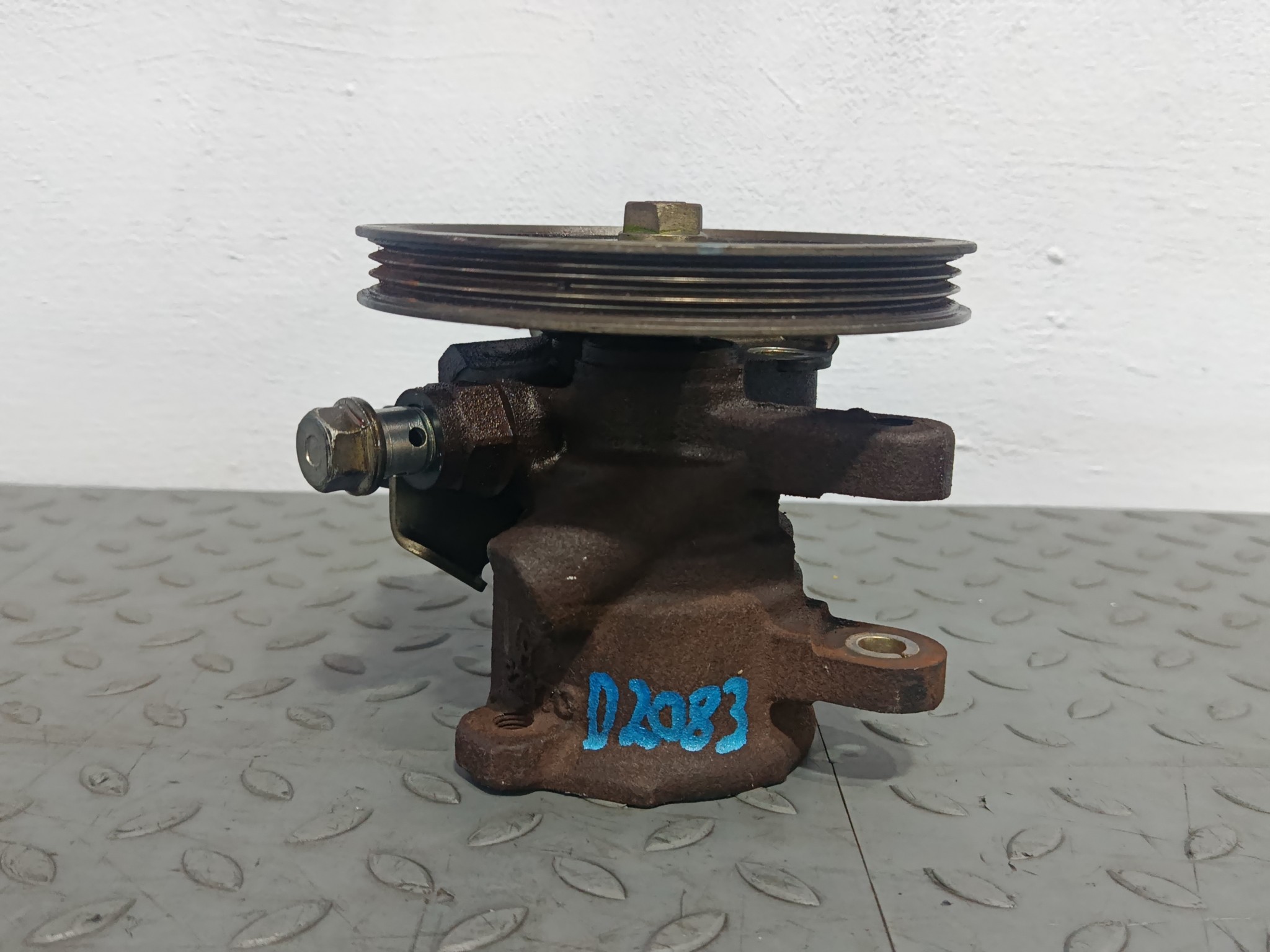 ГУР TOYOTA LEXUS 4430222080 D2083