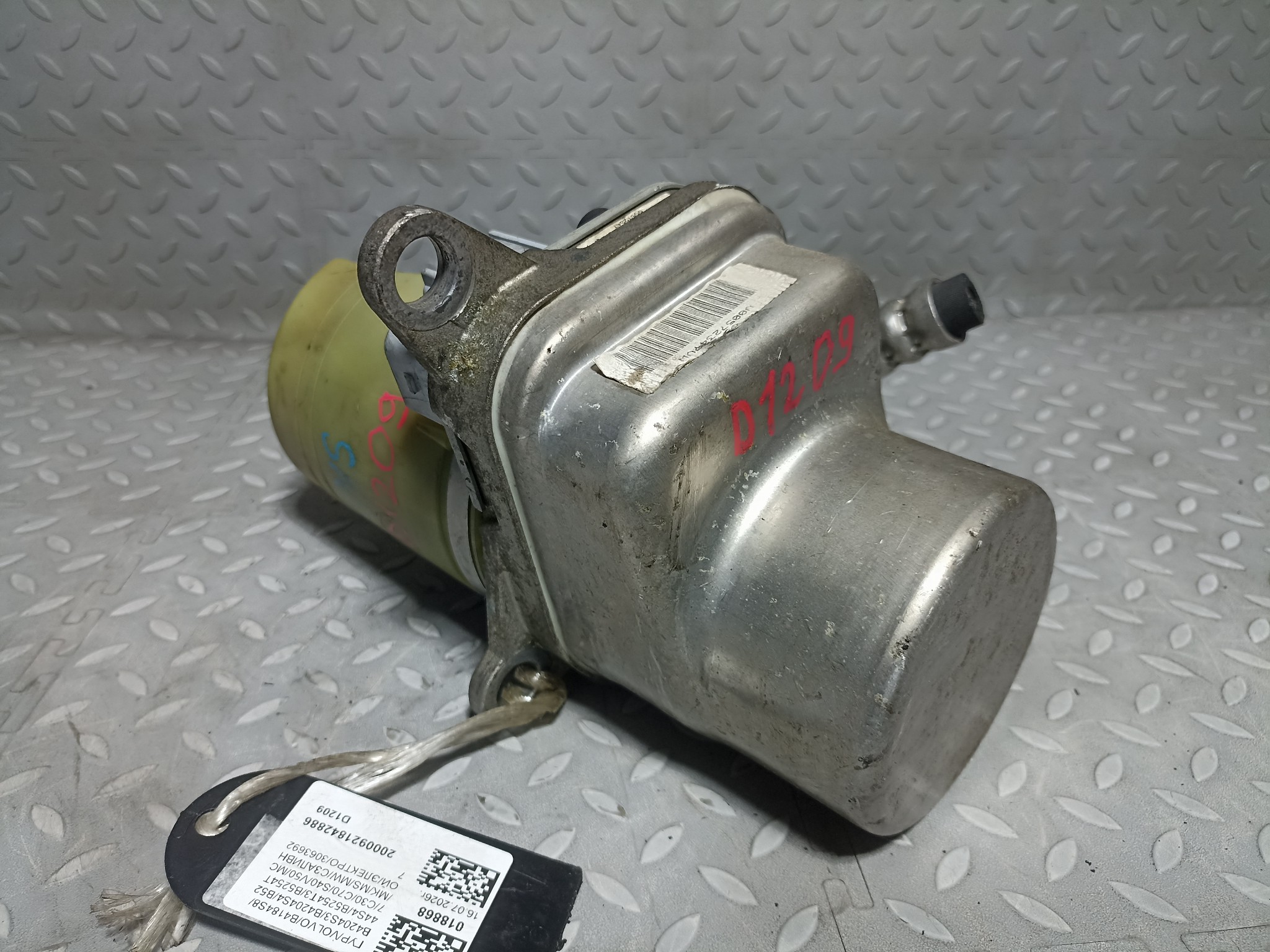 ГУР VOLVO 30636927 D1209