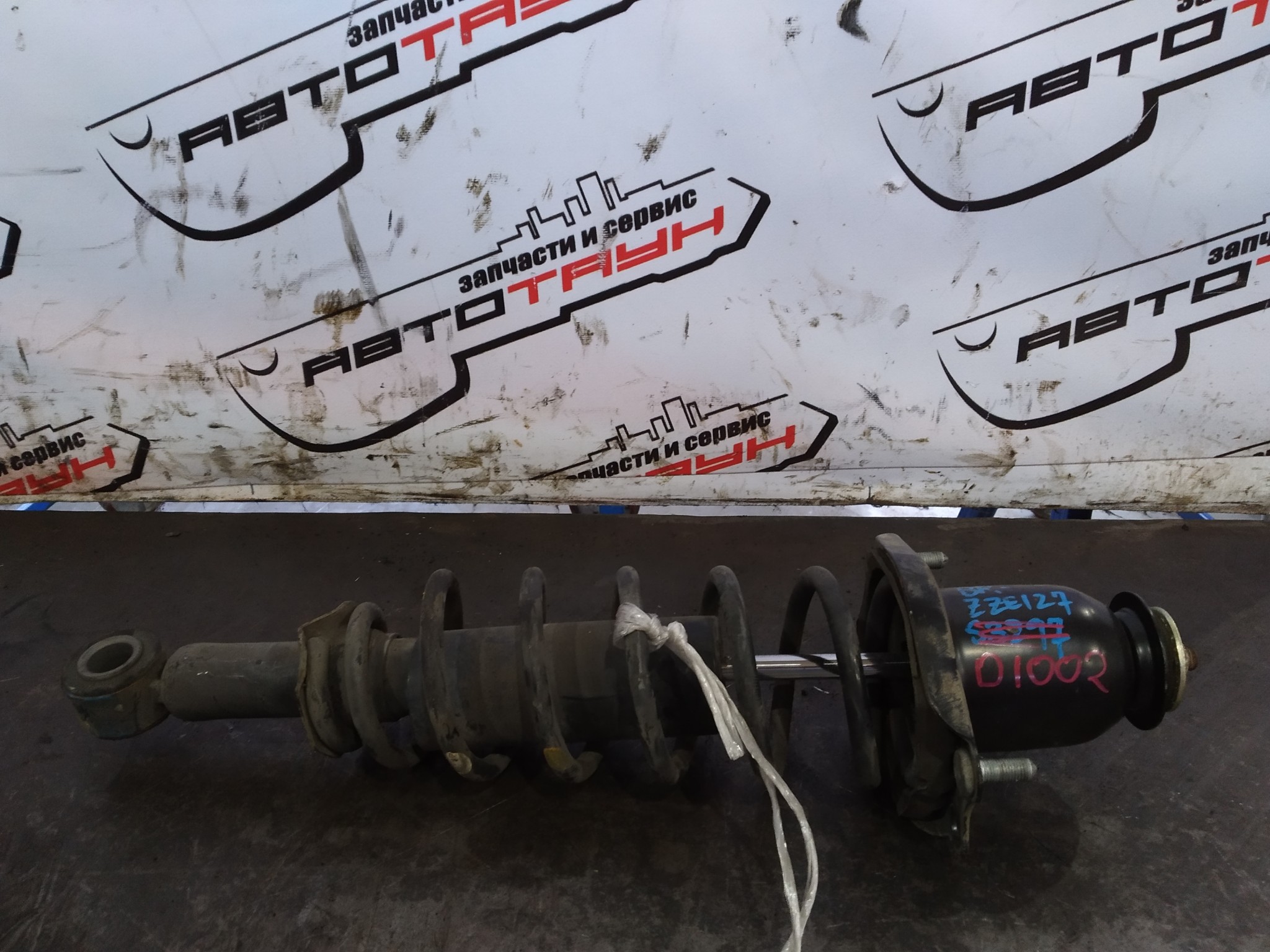 СТОЙКА ХОДОВКИ TOYOTA ЗАДНЯЯ ПРАВАЯ 4853069136  D1002