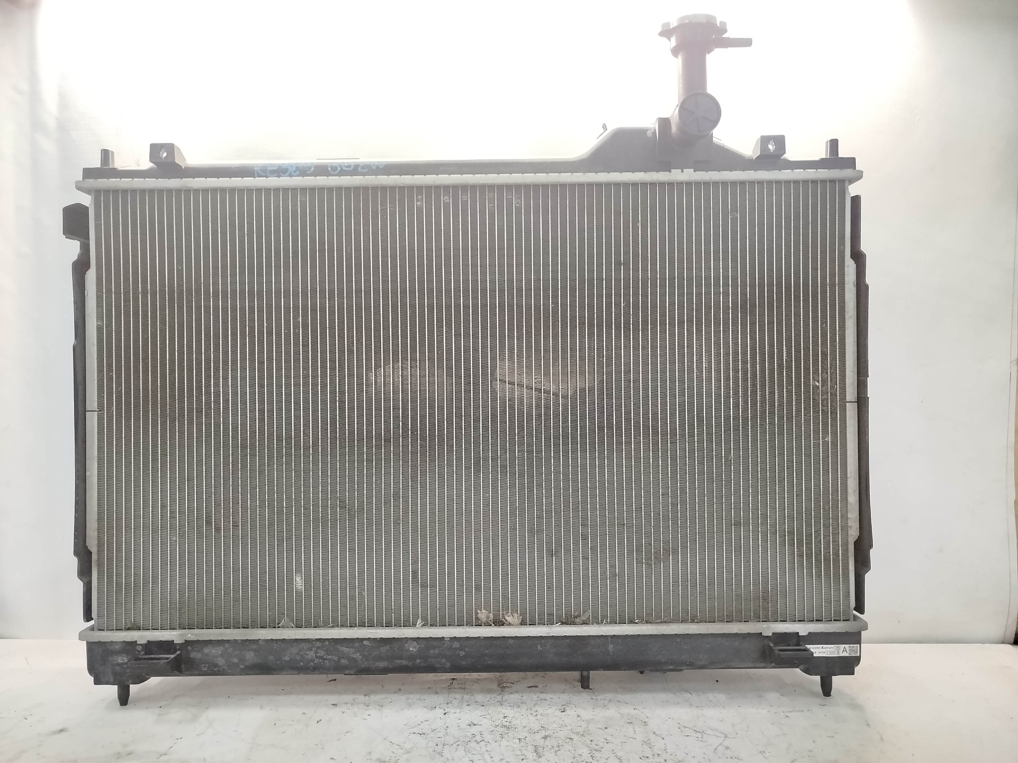 РАДИАТОР ДВИГАТЕЛЯ MITSUBISHI 1350A601  KE569