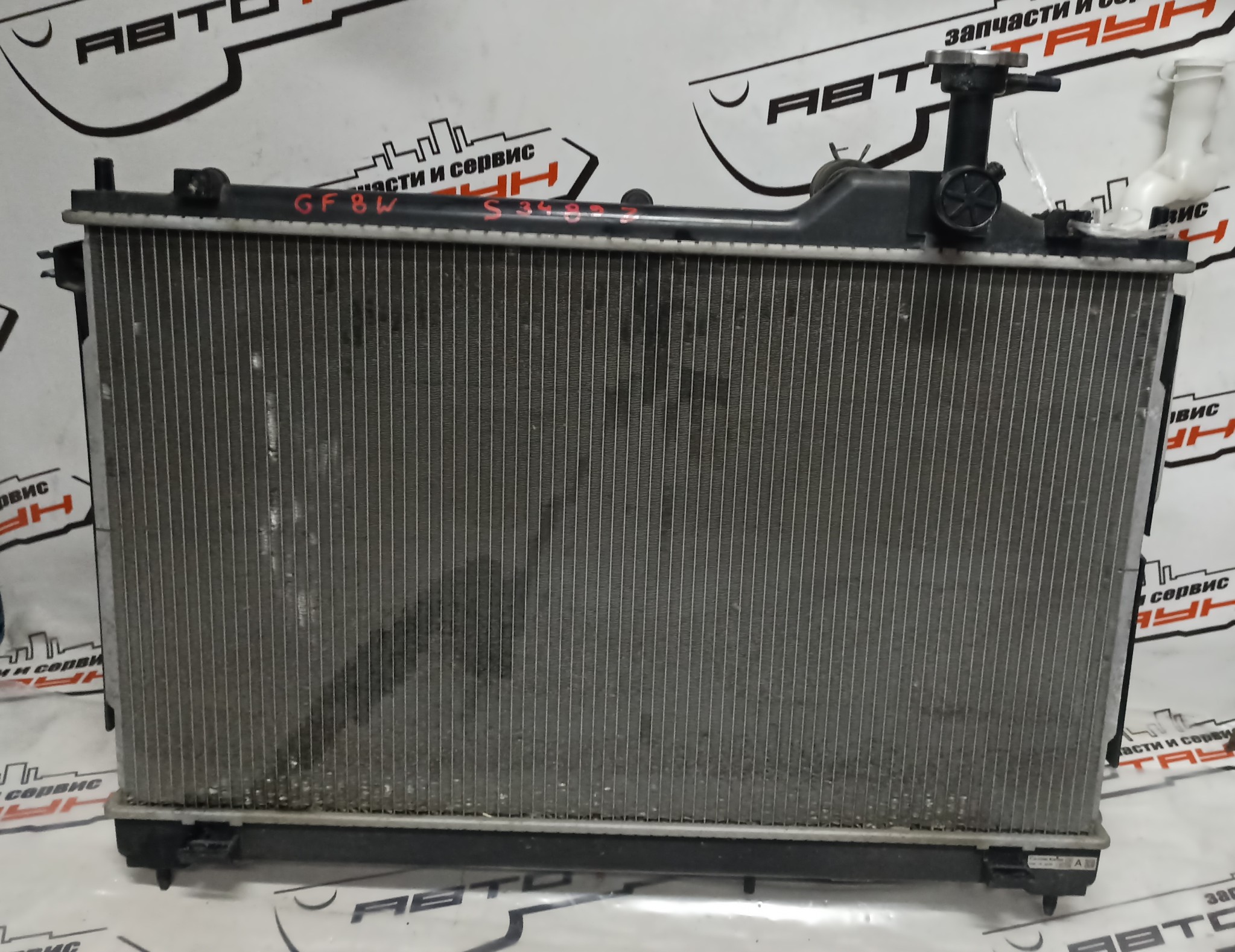 РАДИАТОР ДВИГАТЕЛЯ MITSUBISHI 1350A601  S3489Z