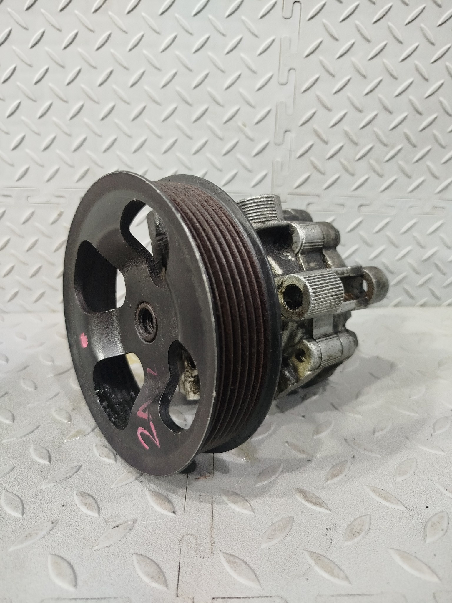 ГУР TOYOTA SCION DAIHATSU 4431005090 D003