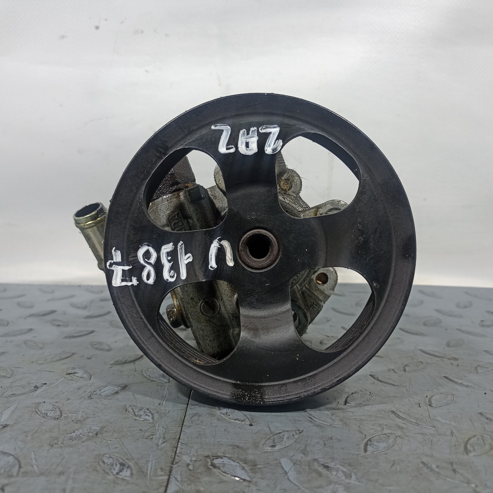 ГУР TOYOTA SCION DAIHATSU 4431005090 U1387Z