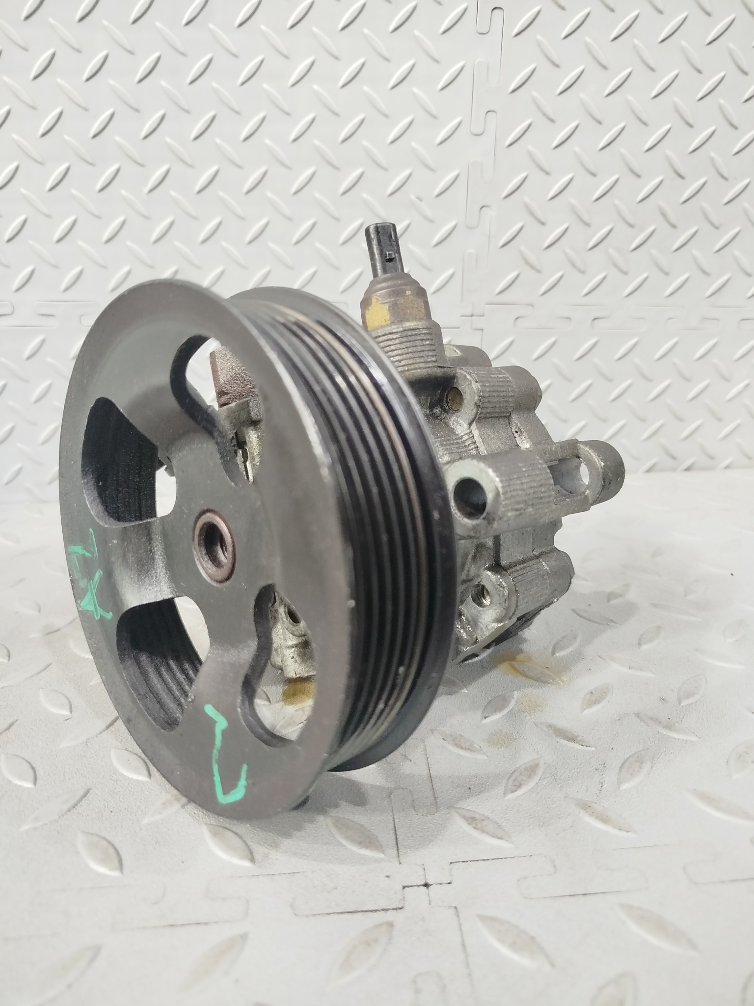 ГУР TOYOTA SCION DAIHATSU 4431005090 D006