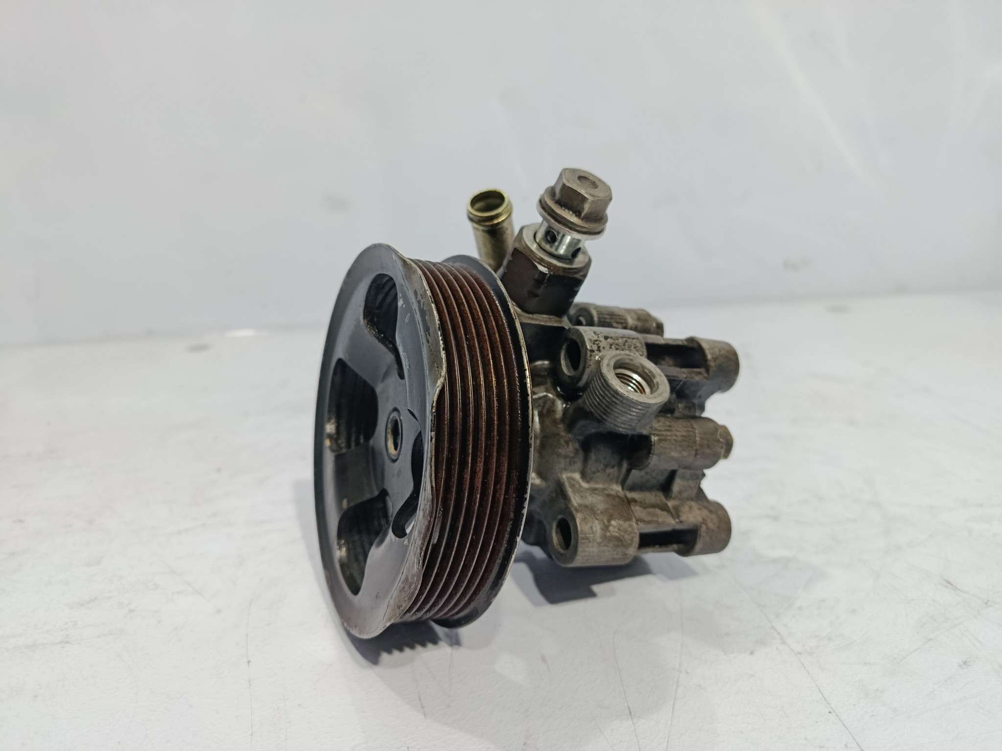 ГУР TOYOTA SCION DAIHATSU 4431005090 D2008
