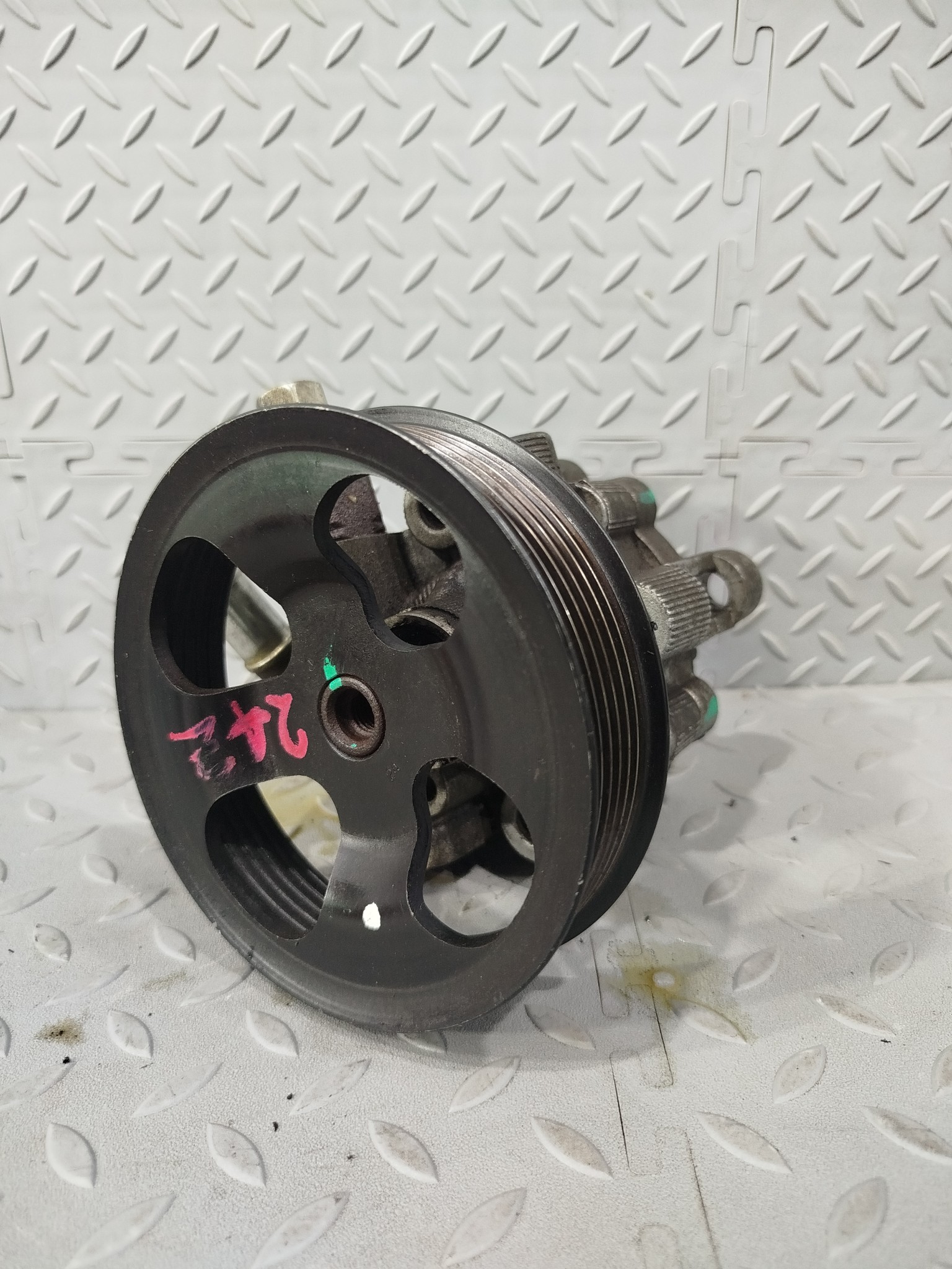 ГУР TOYOTA SCION DAIHATSU 4431005090 D002