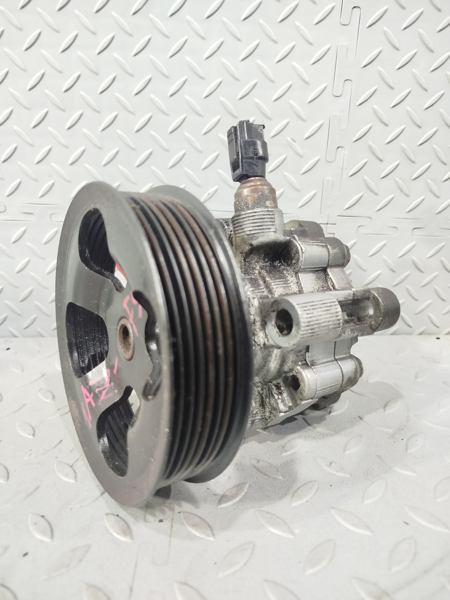 ГУР TOYOTA SCION DAIHATSU 4431005090 U1293Z