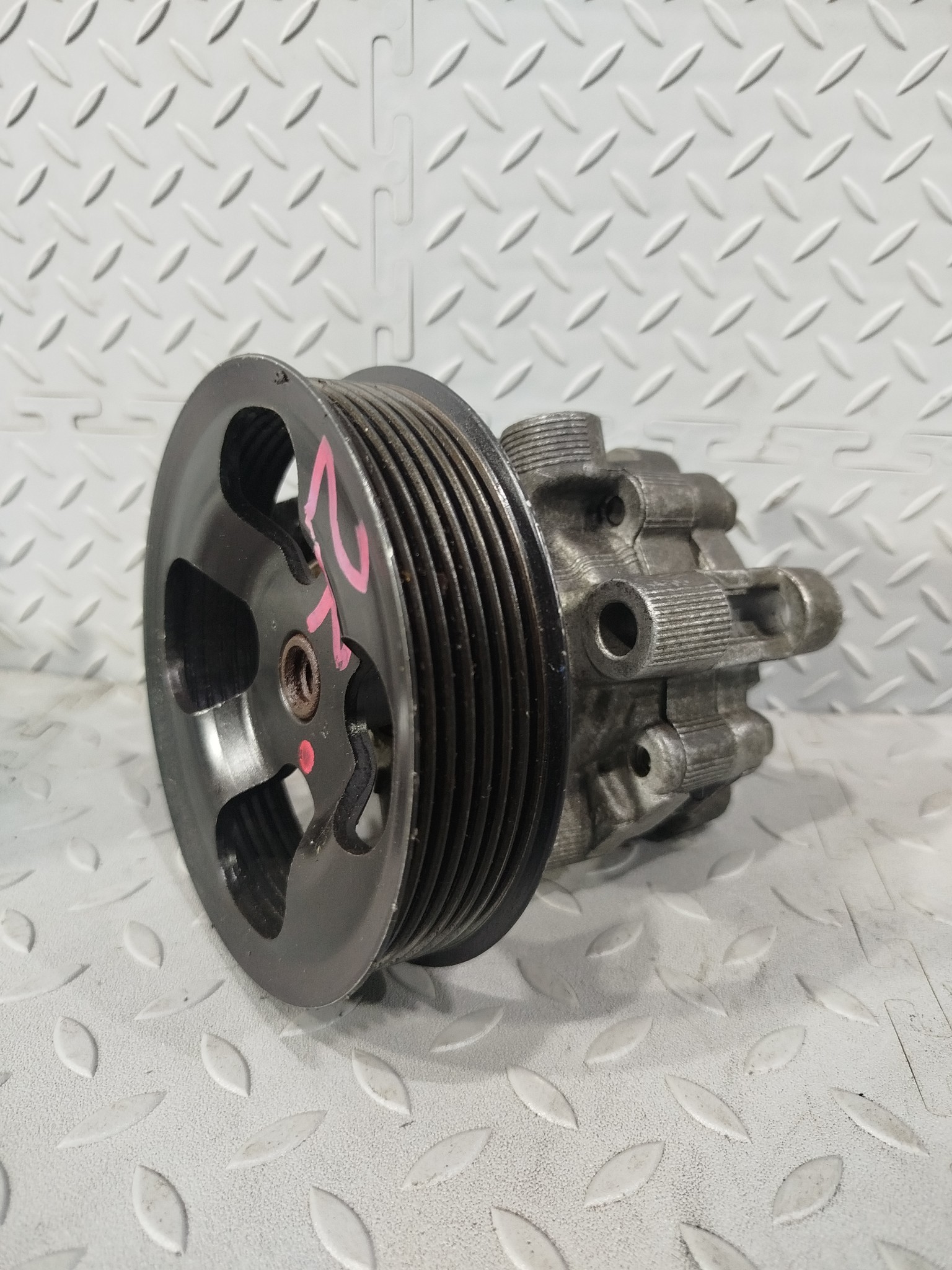 ГУР TOYOTA SCION DAIHATSU 4431005090 NA6170Z