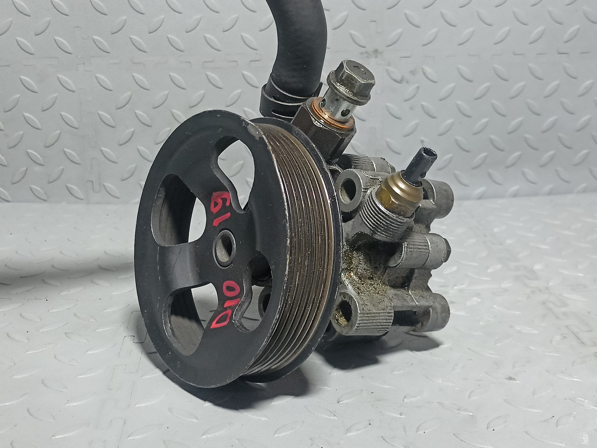 ГУР TOYOTA SCION DAIHATSU 4431005090 D1019