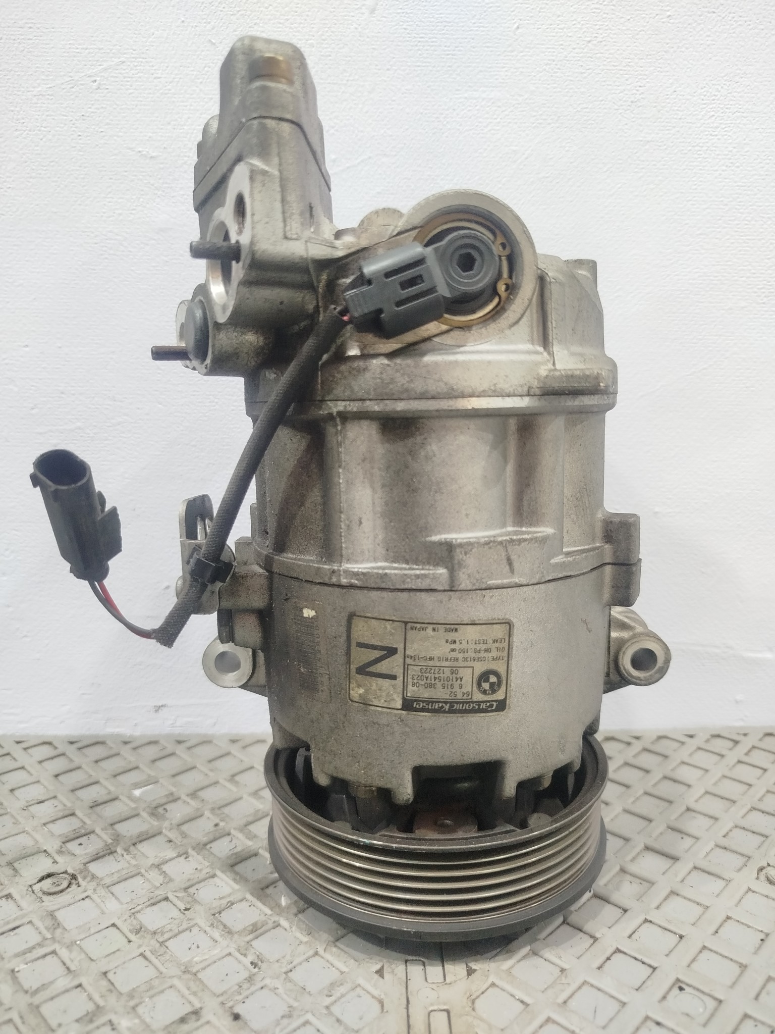 КОМПРЕССОР КОНДИЦИОНЕРА BMW 64509156821 D077