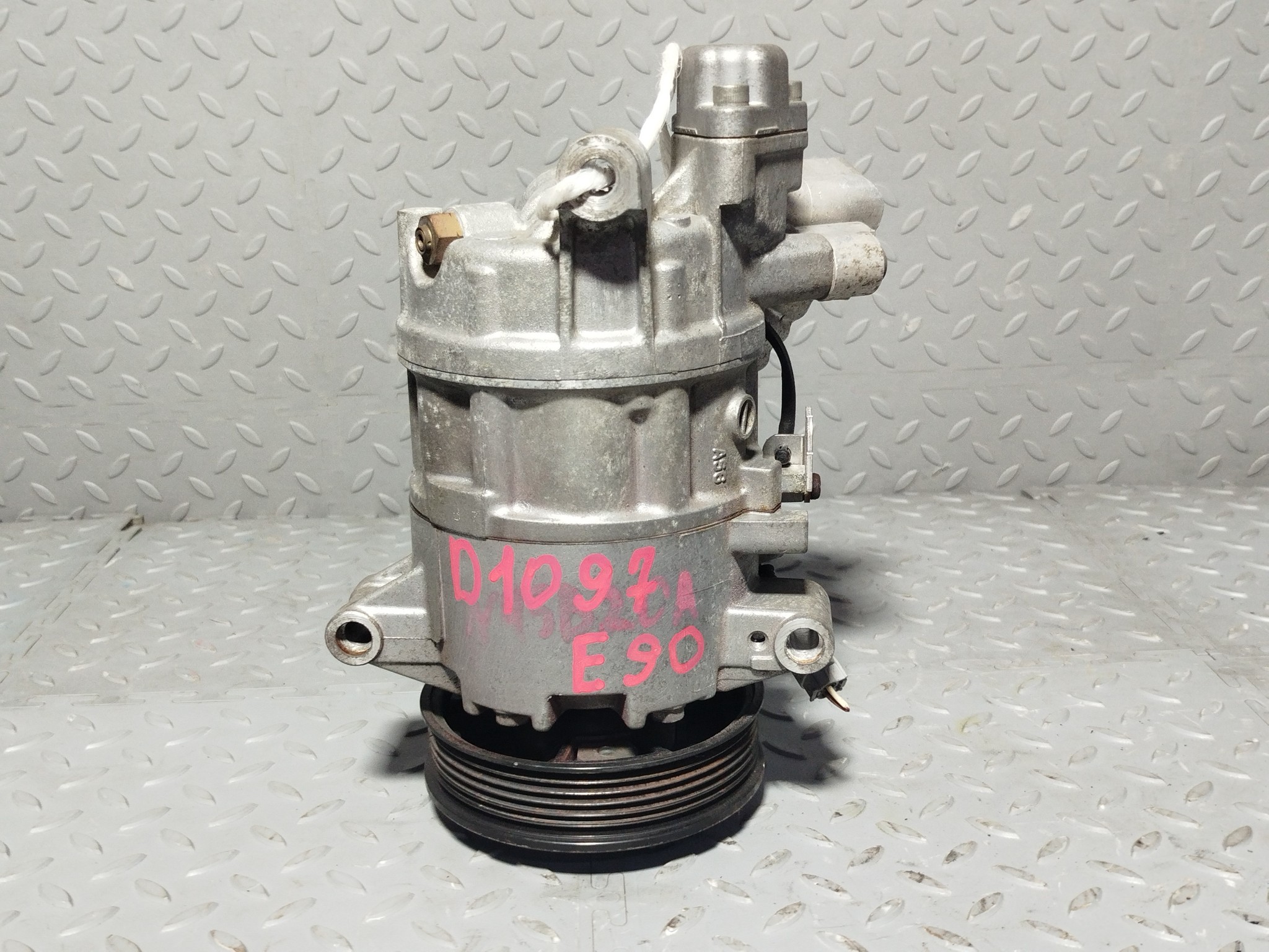 КОМПРЕССОР КОНДИЦИОНЕРА BMW 64509156821 D1097