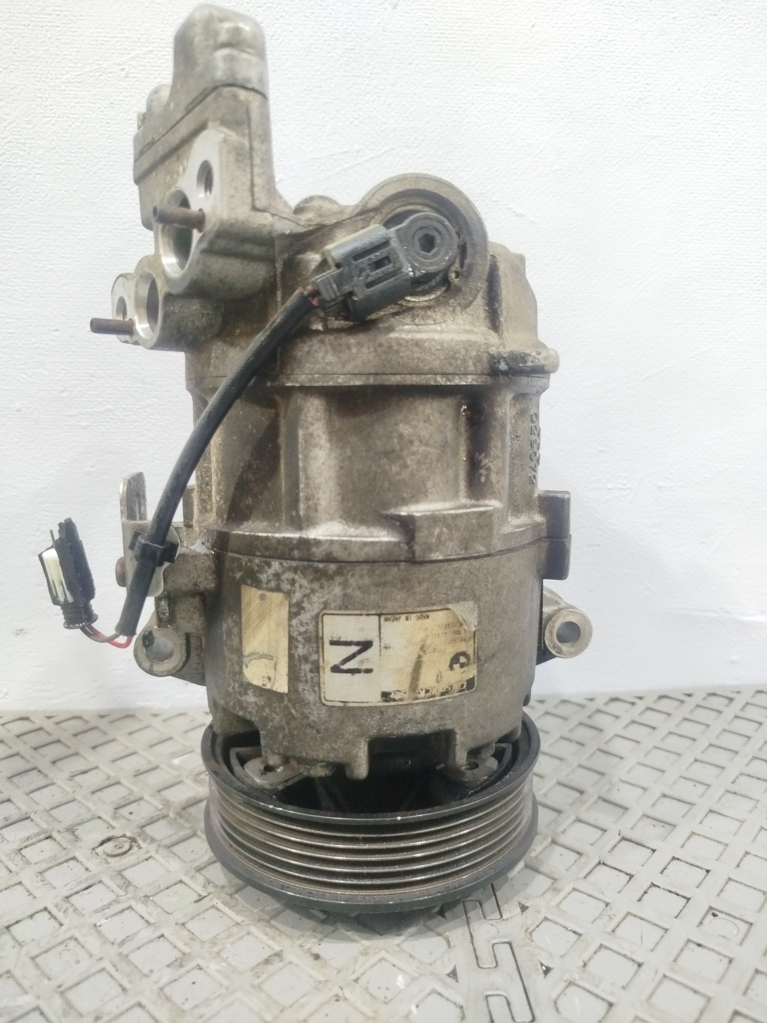 КОМПРЕССОР КОНДИЦИОНЕРА BMW 64509156821 DY587Z