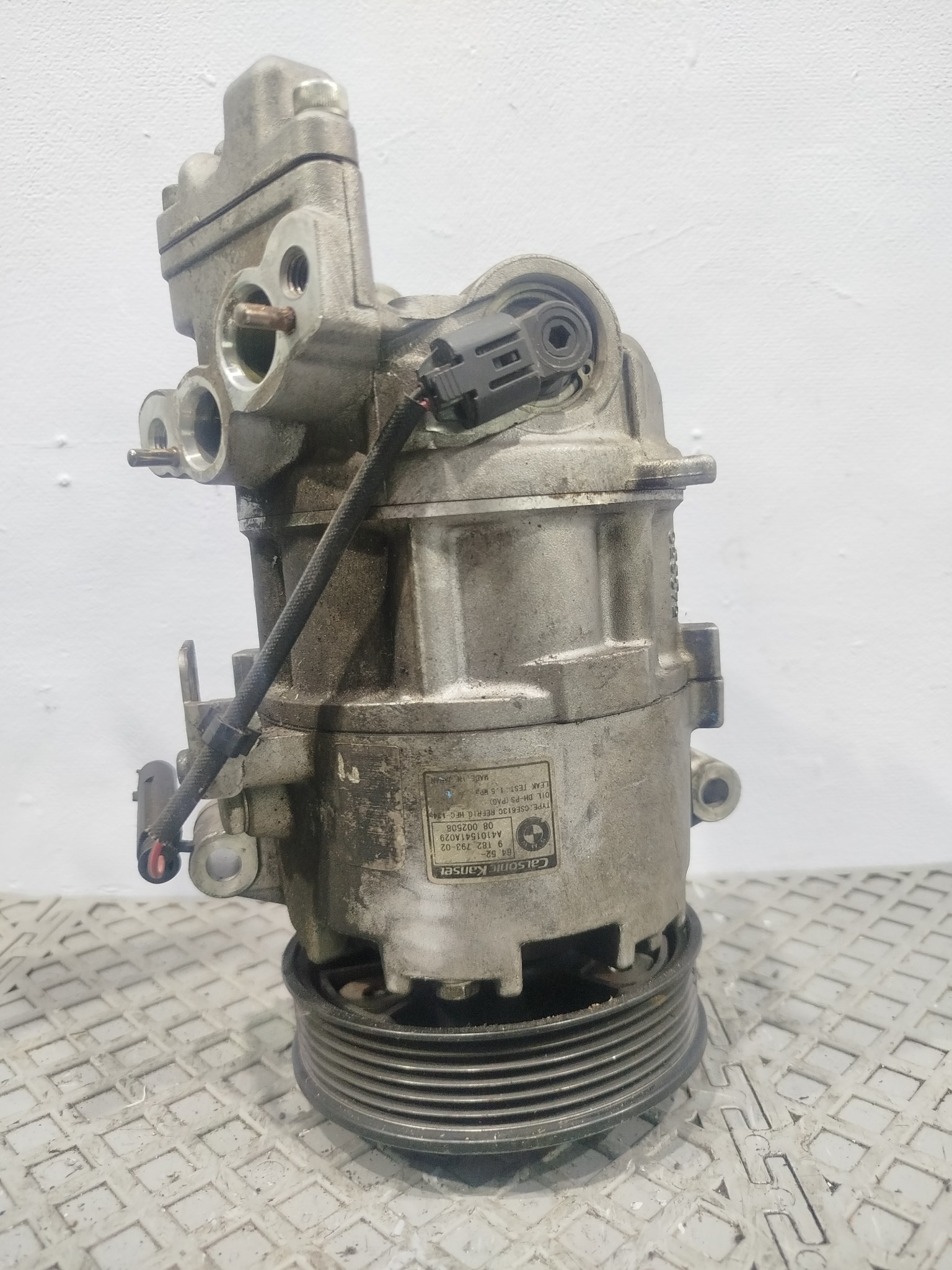 КОМПРЕССОР КОНДИЦИОНЕРА BMW 64509156821 D083