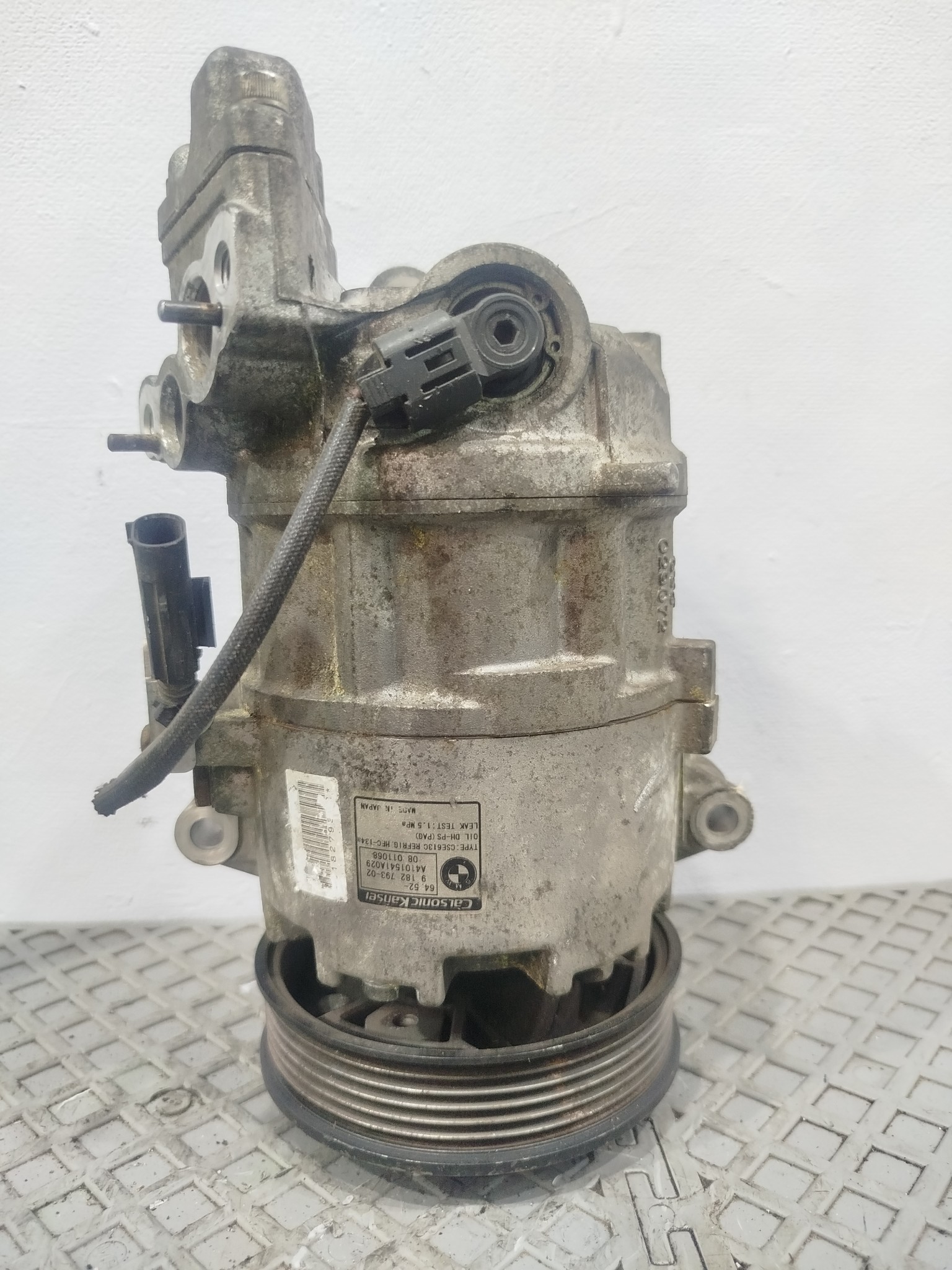 КОМПРЕССОР КОНДИЦИОНЕРА BMW 64509156821 KA9621Z
