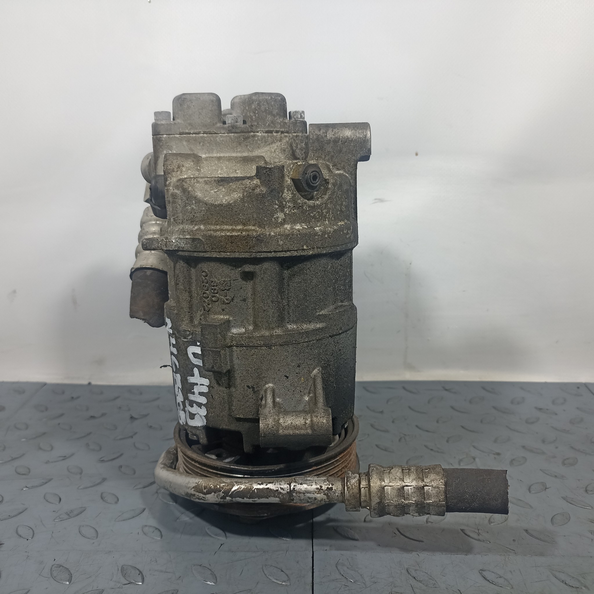КОМПРЕССОР КОНДИЦИОНЕРА BMW 64509156821 U1439Z