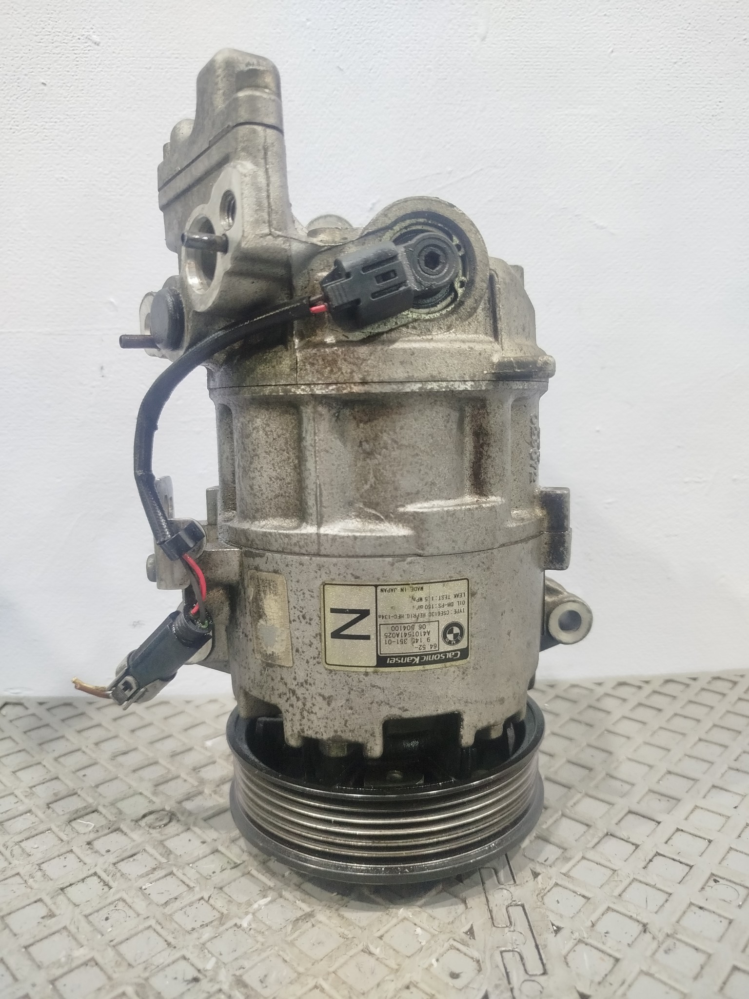 КОМПРЕССОР КОНДИЦИОНЕРА BMW 64509156821 KB092Z