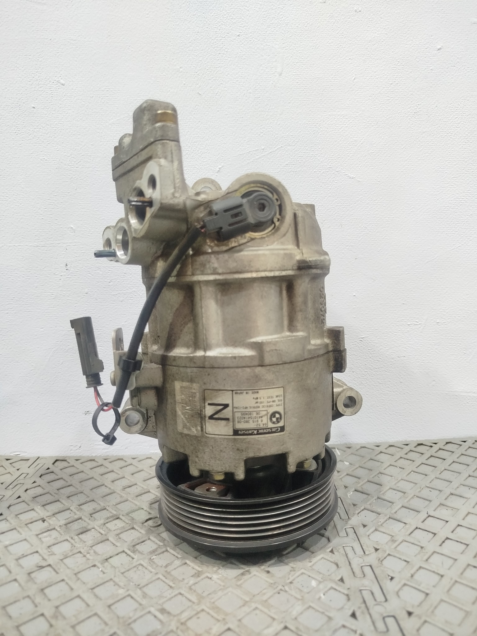 КОМПРЕССОР КОНДИЦИОНЕРА BMW 64509156821 NA6795Z