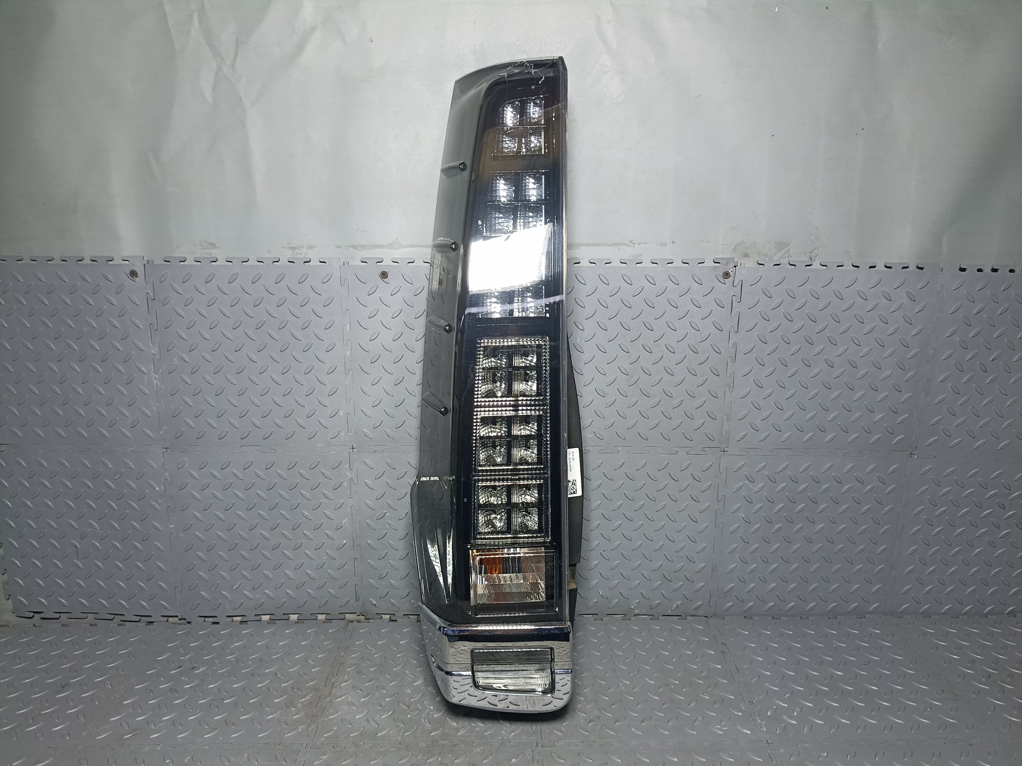 ФОНАРЬ TOYOTA ЛЕВЫЙ 8156128640 VB1668